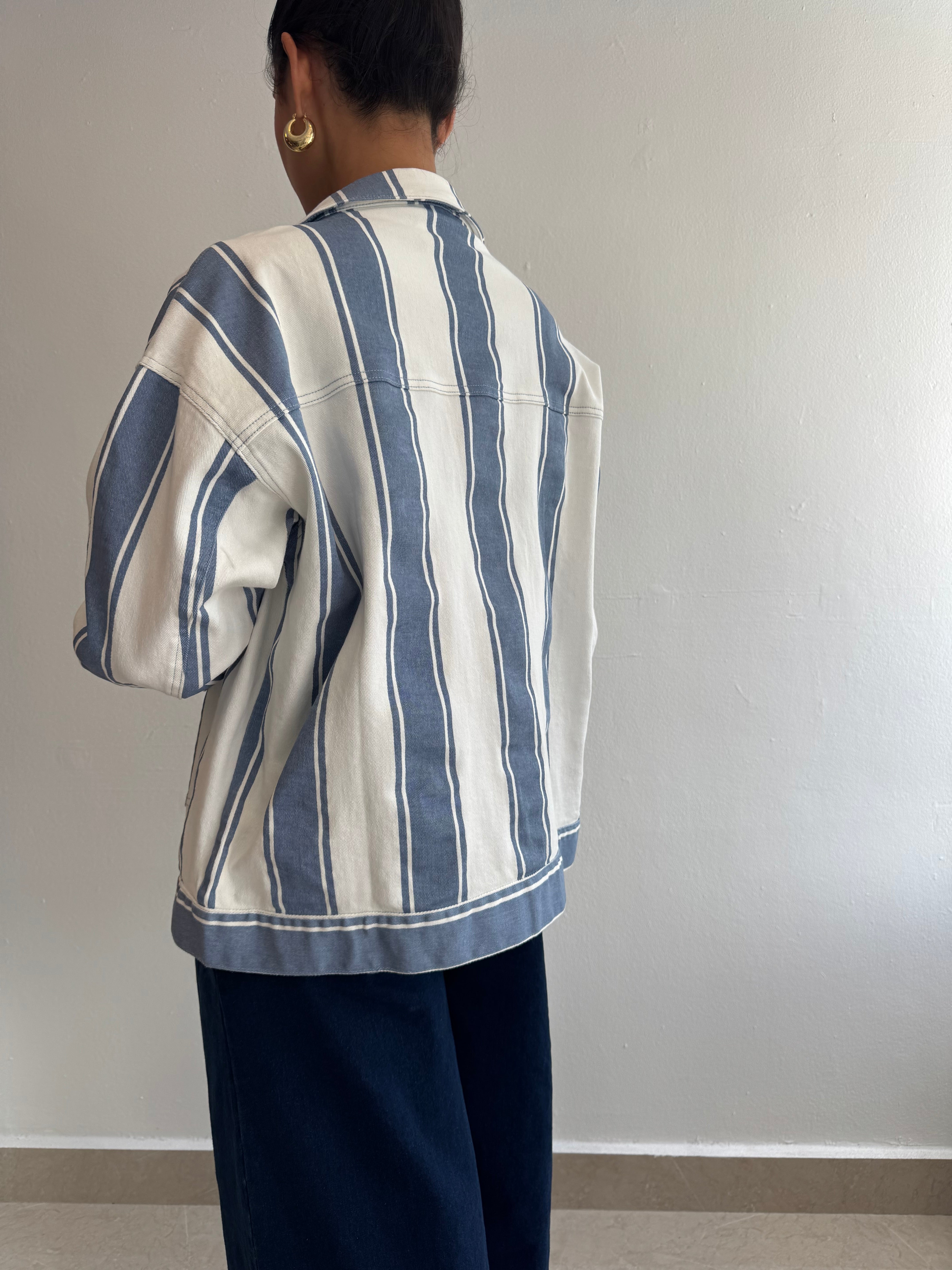 BLUE JACKET