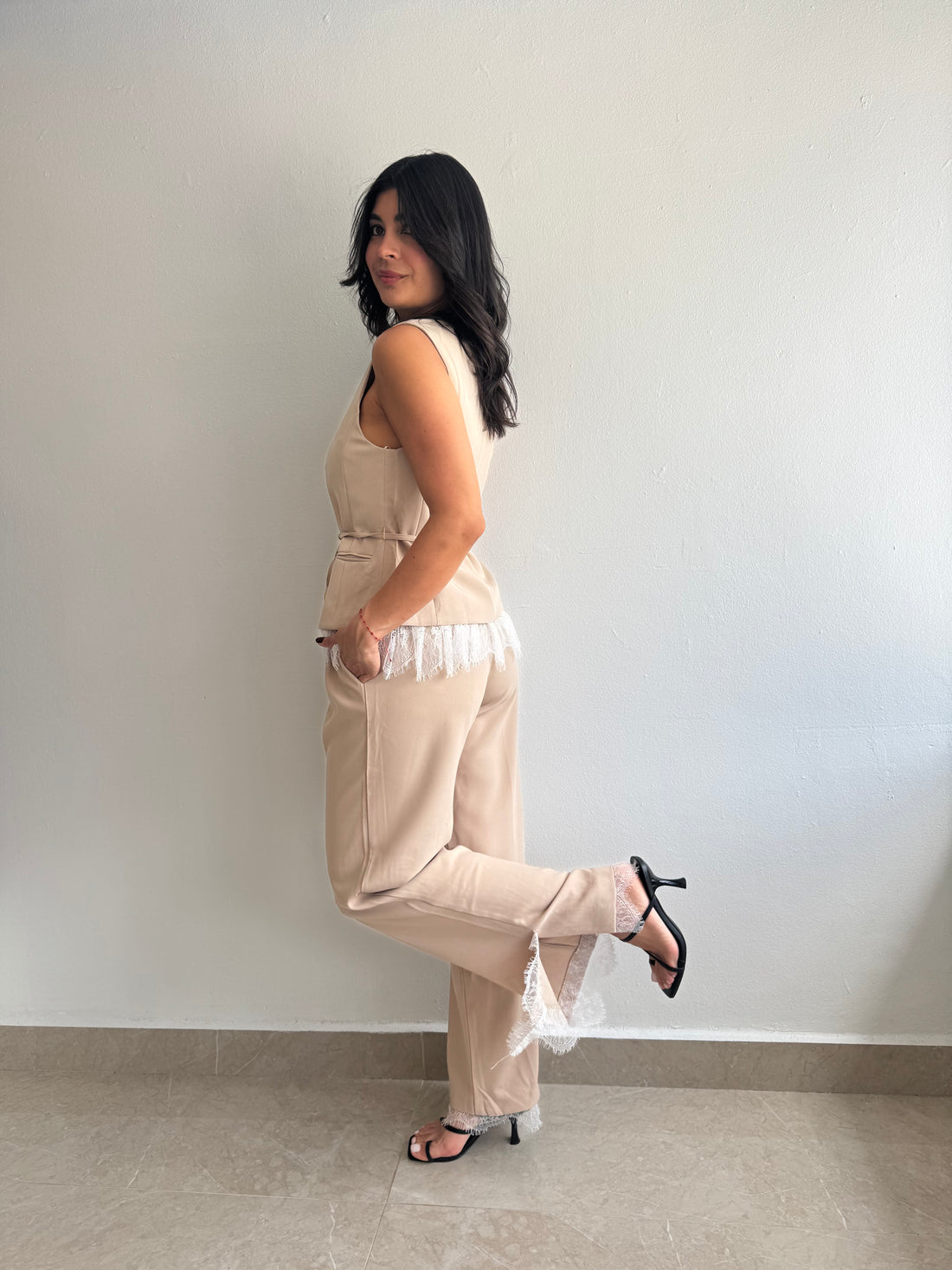KHAKI PANTS