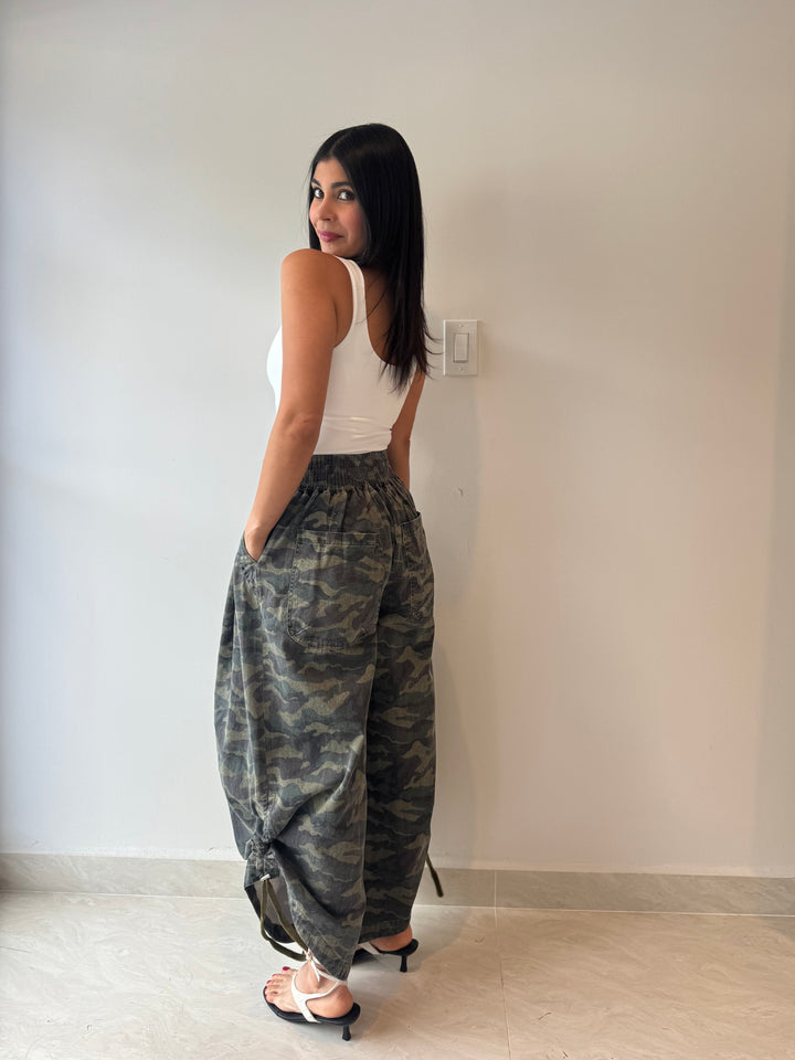 CAMO PANTS