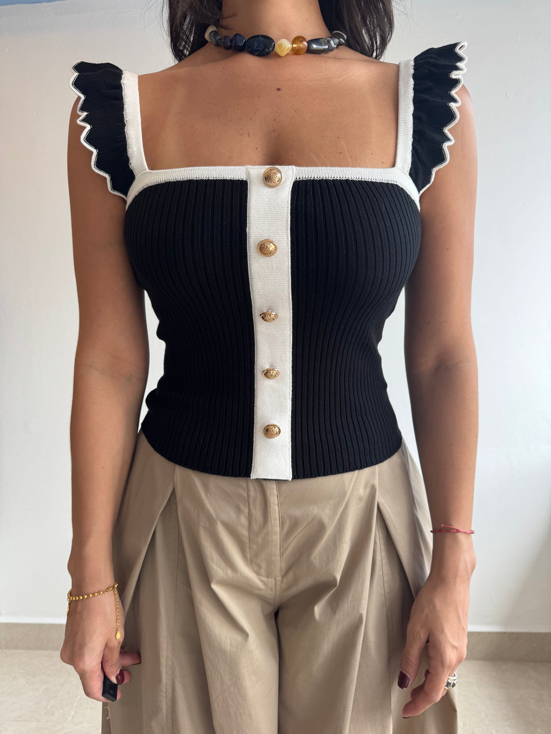 LISA TOP