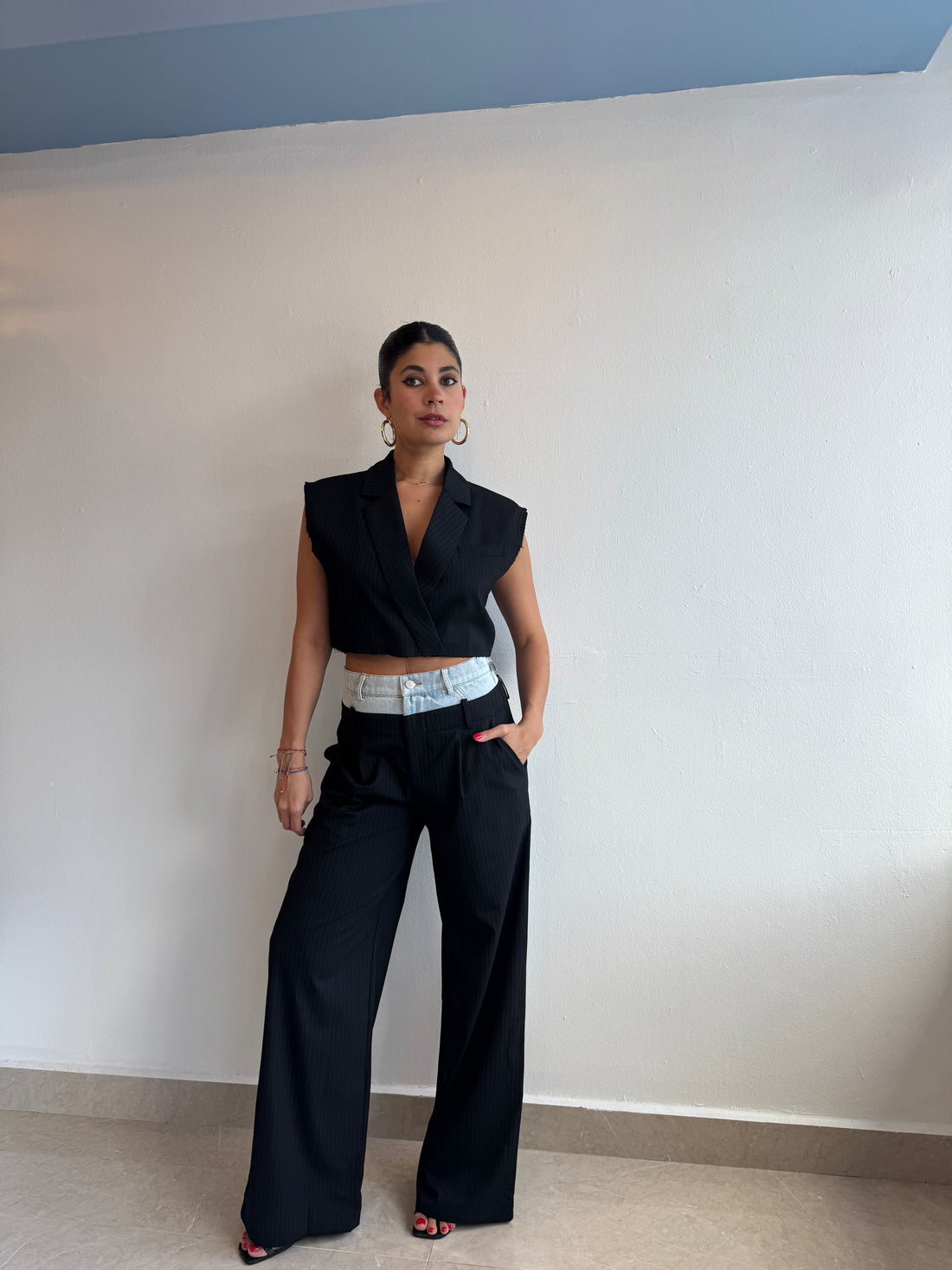 BLACK PANTS