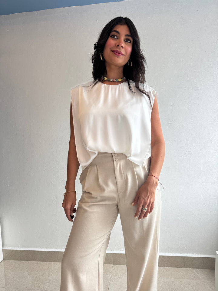 WHITE BLOUSE