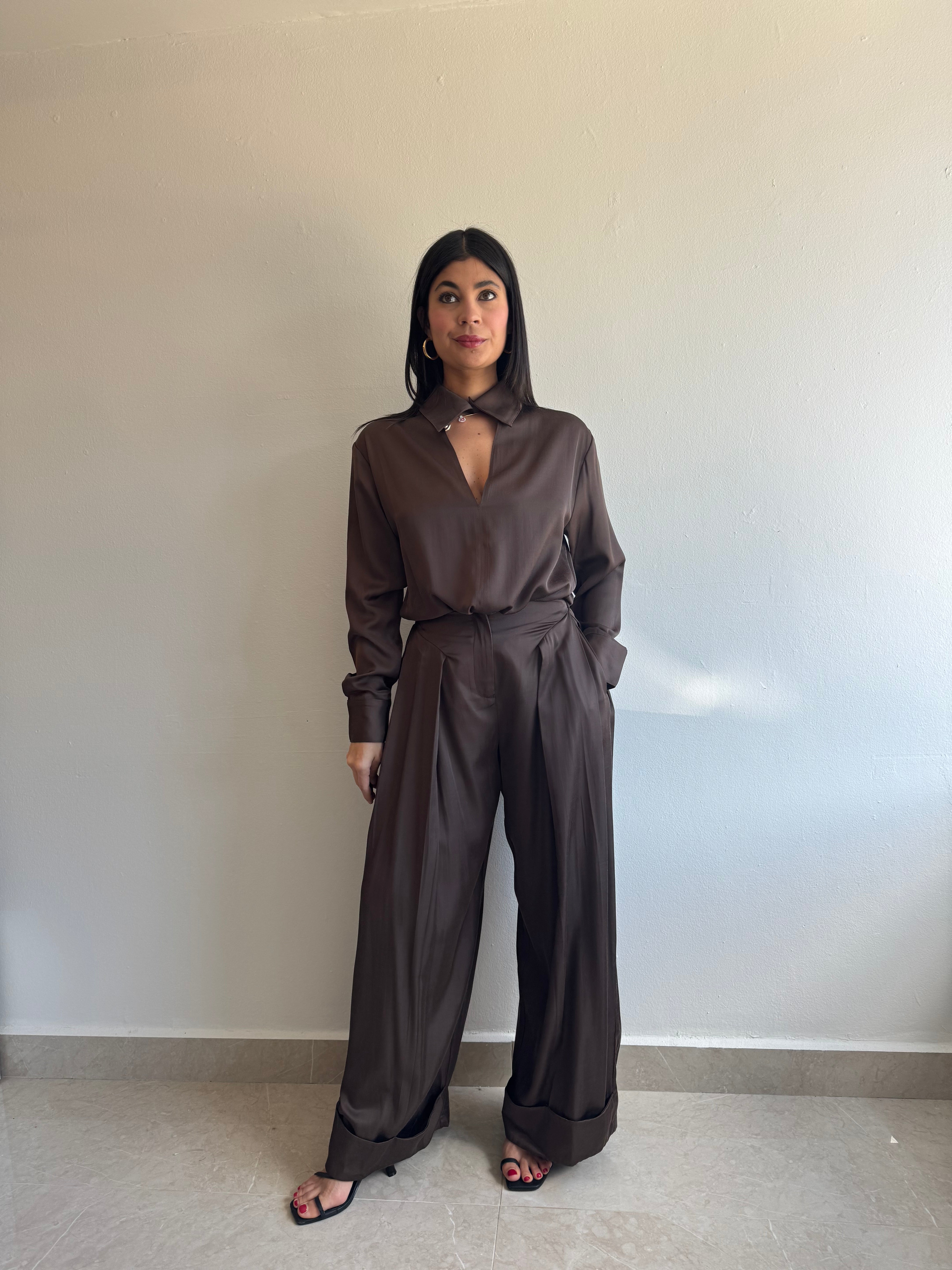 BROWN TROUSERS