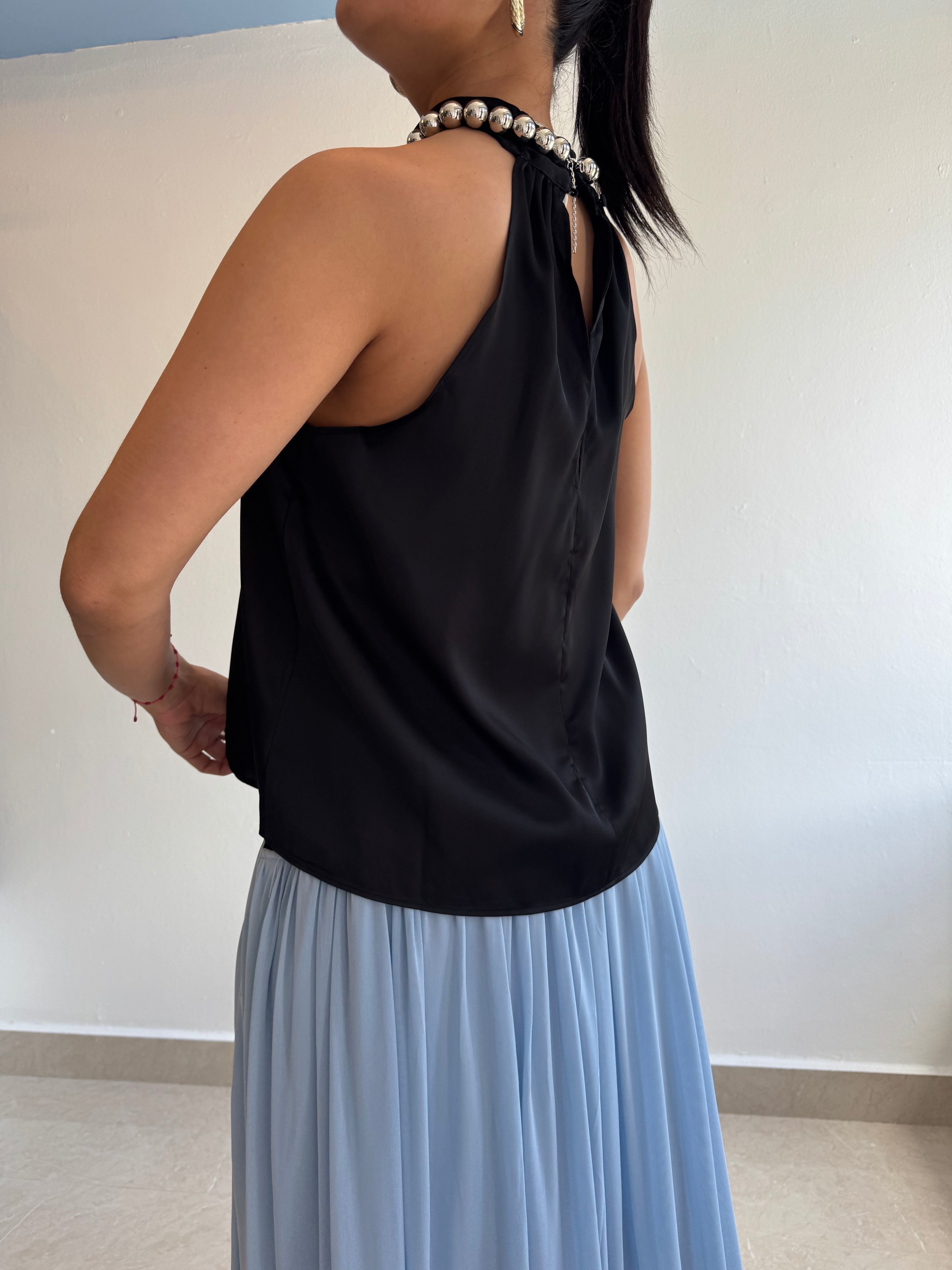 BLACK TOP