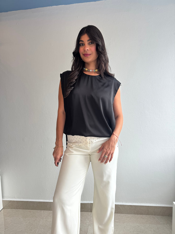 BLACK BLOUSE