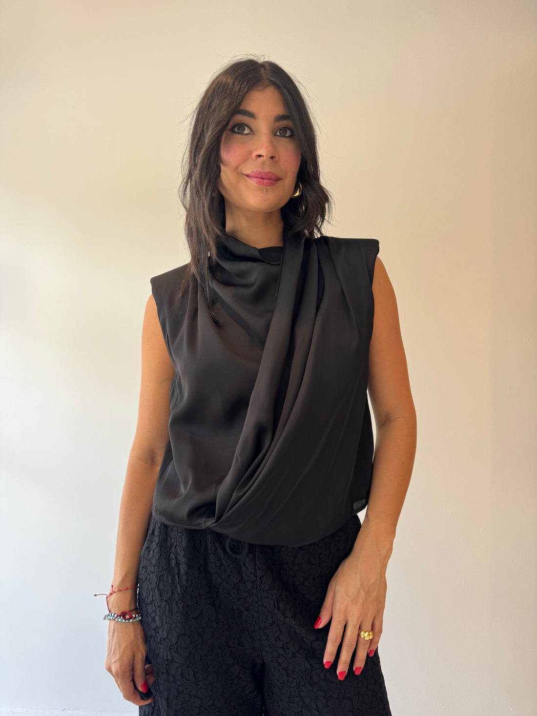 MIKA TOP