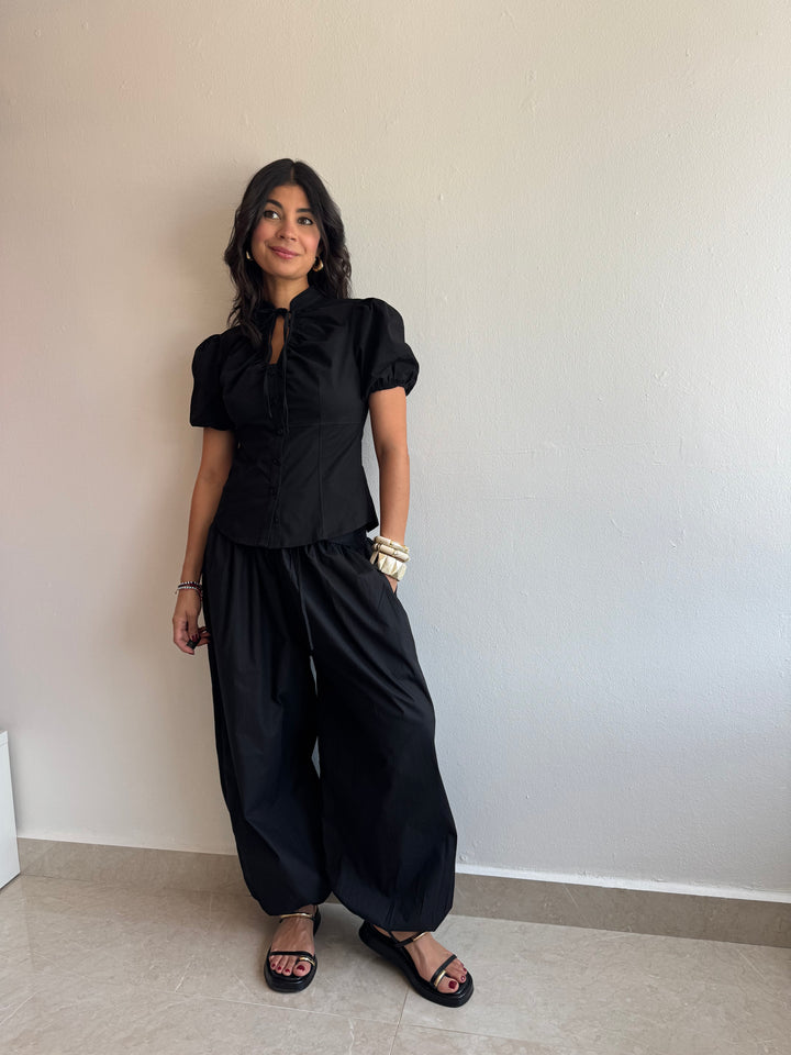 BLACK PANTS