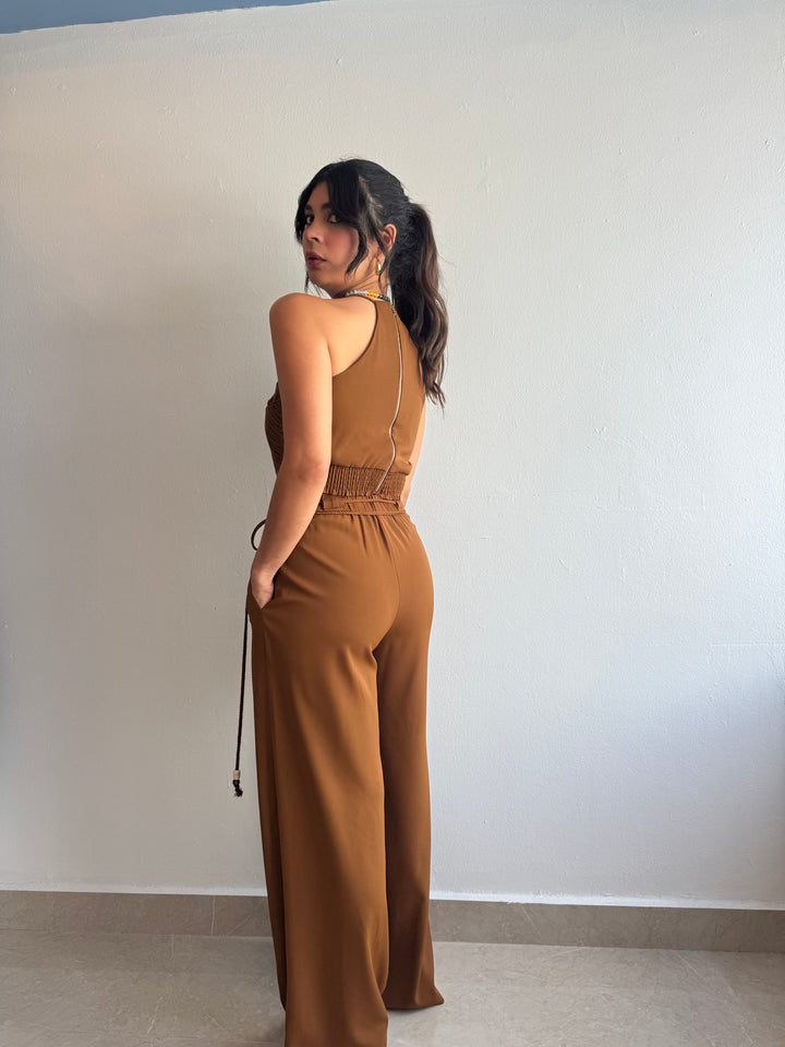 BROWN SET