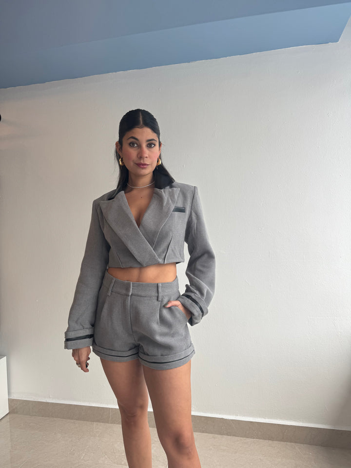 CHARCOAL SHORTS