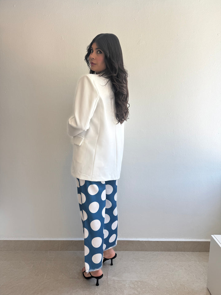 WHITE BLAZER