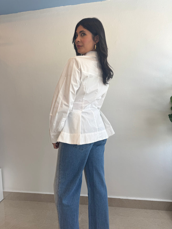 WHITE SHIRT