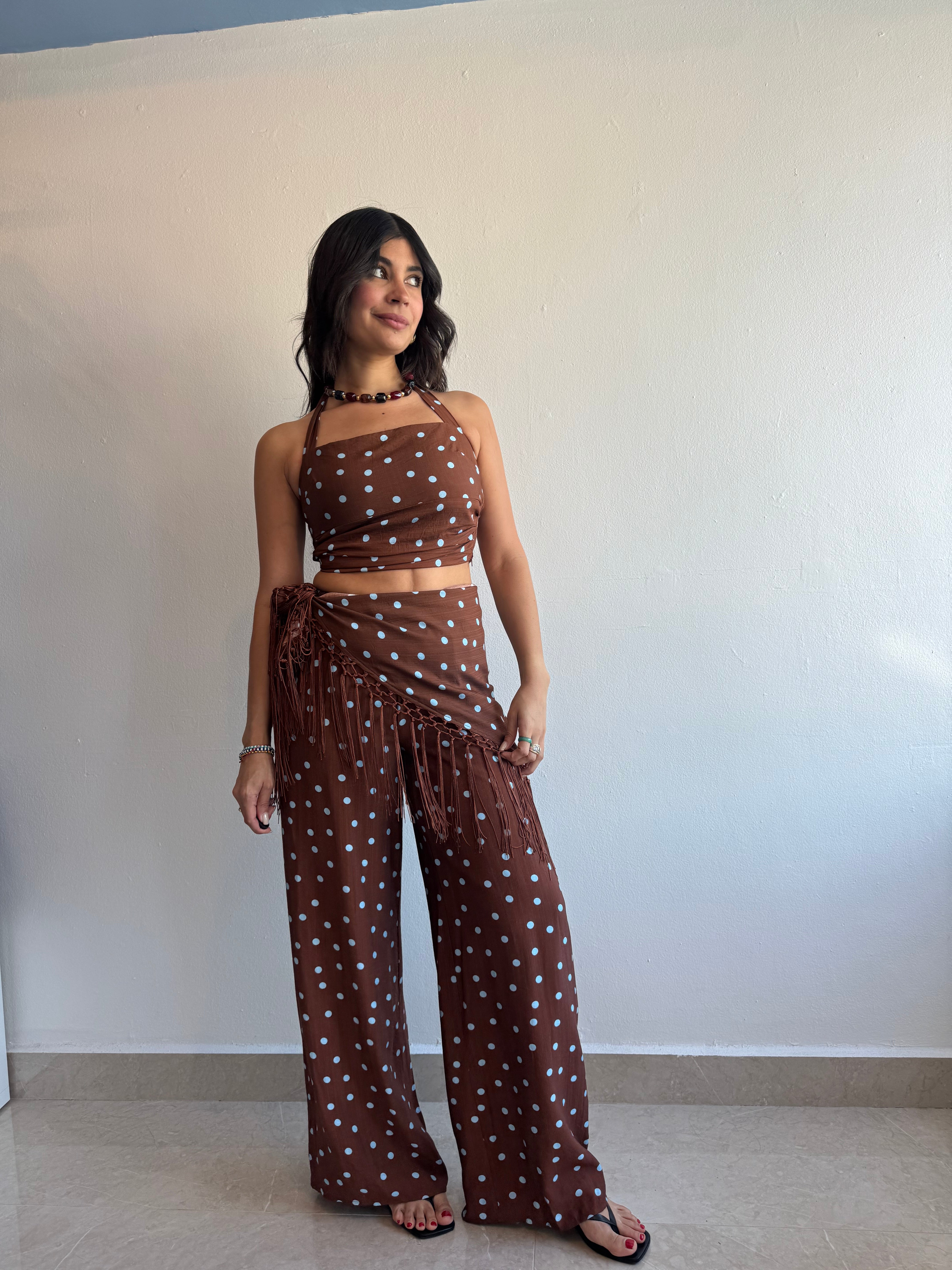 BROWN SET