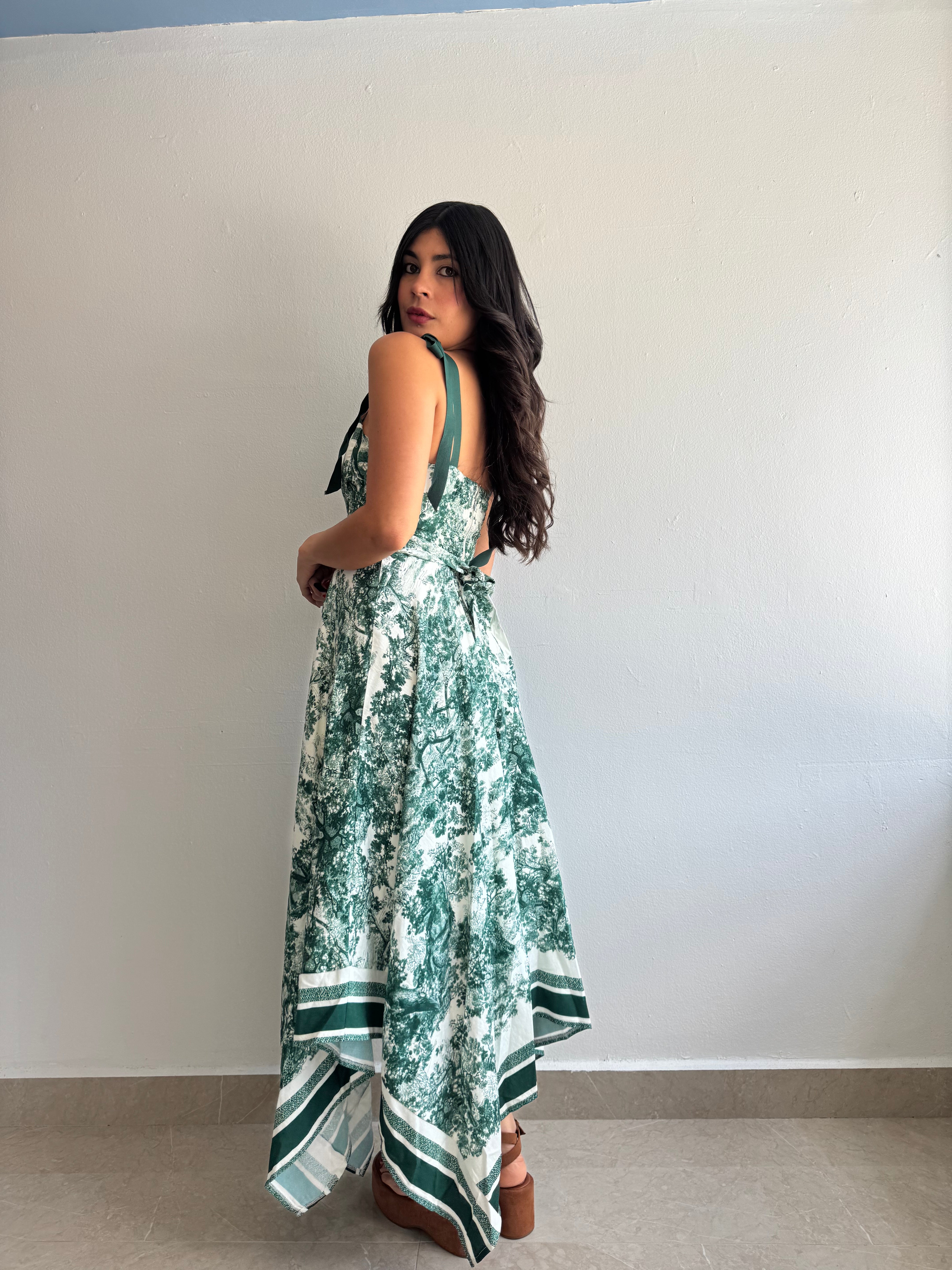 GREEN DRESS