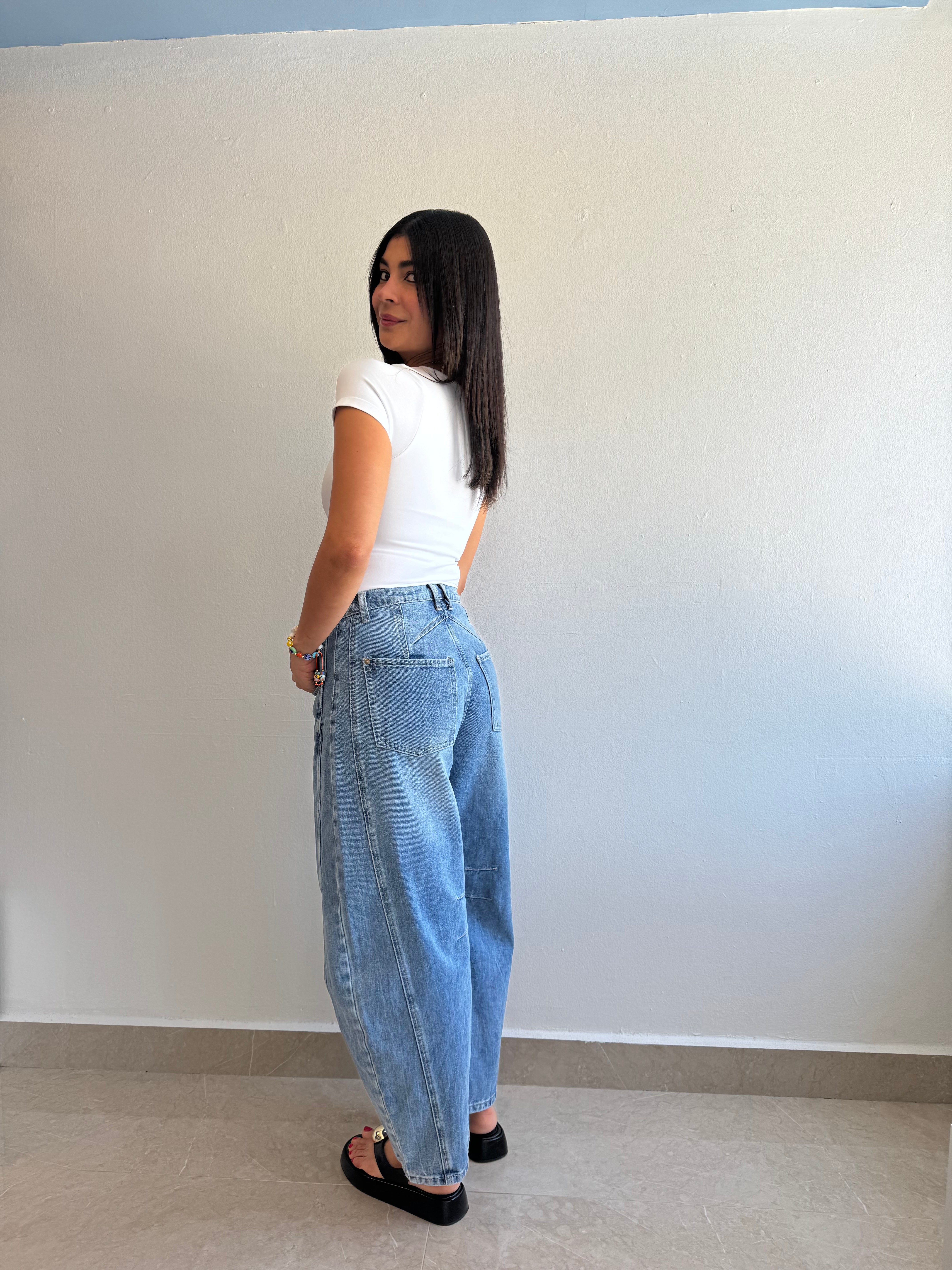 BARREL JEANS