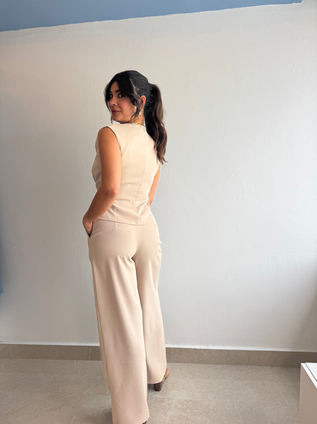 BEIGE SET