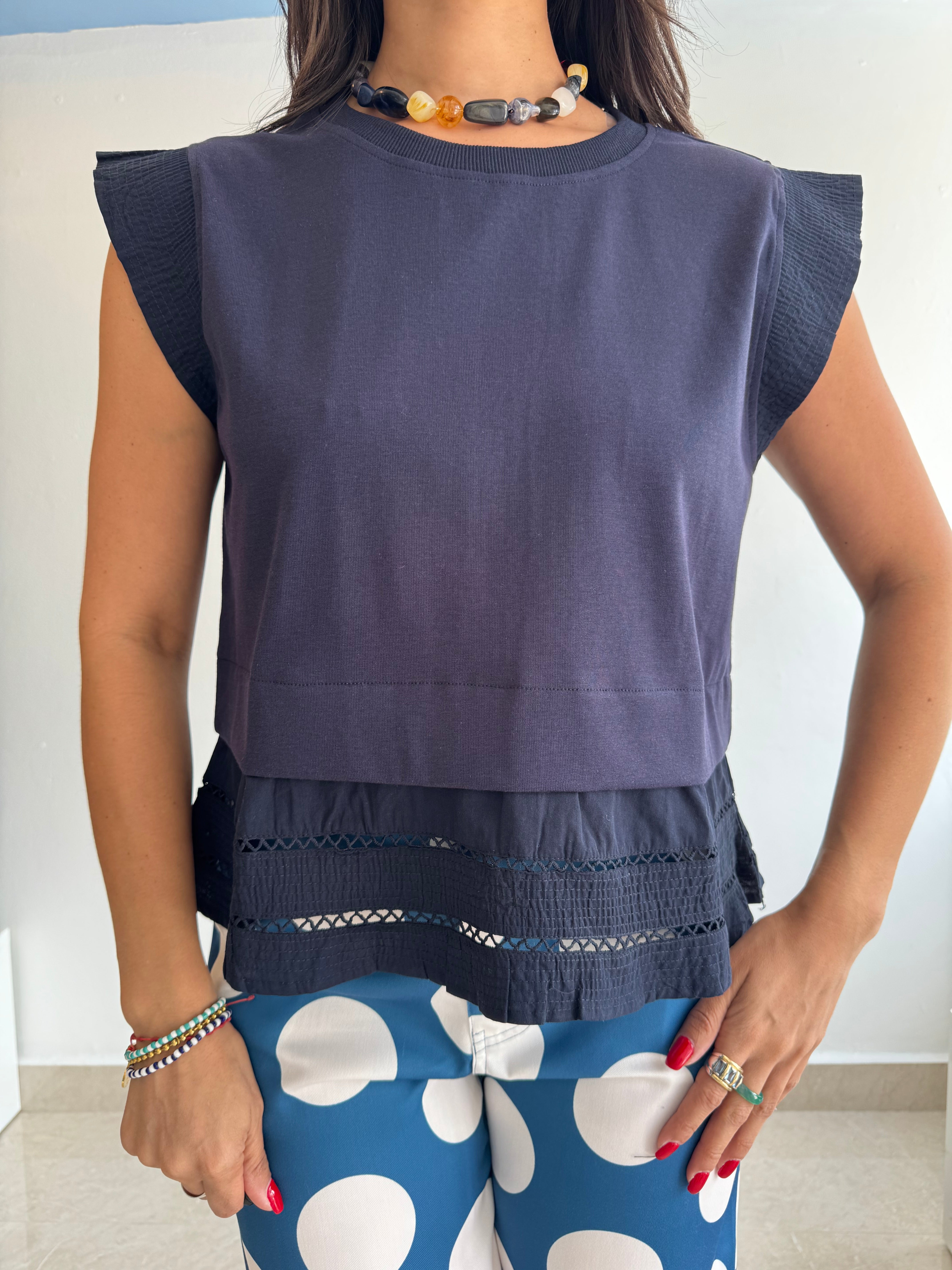 NAVY TOP