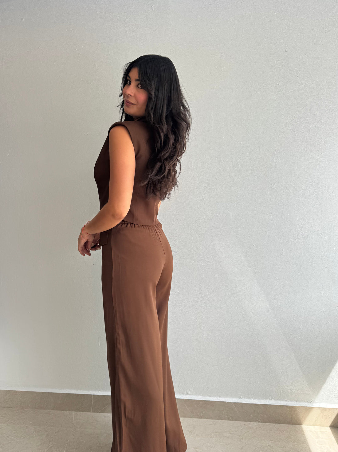 BROWN SET