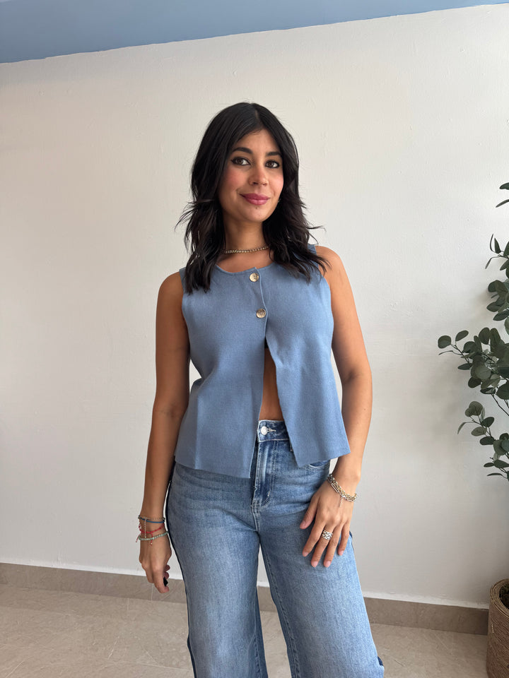 BLUE TOP