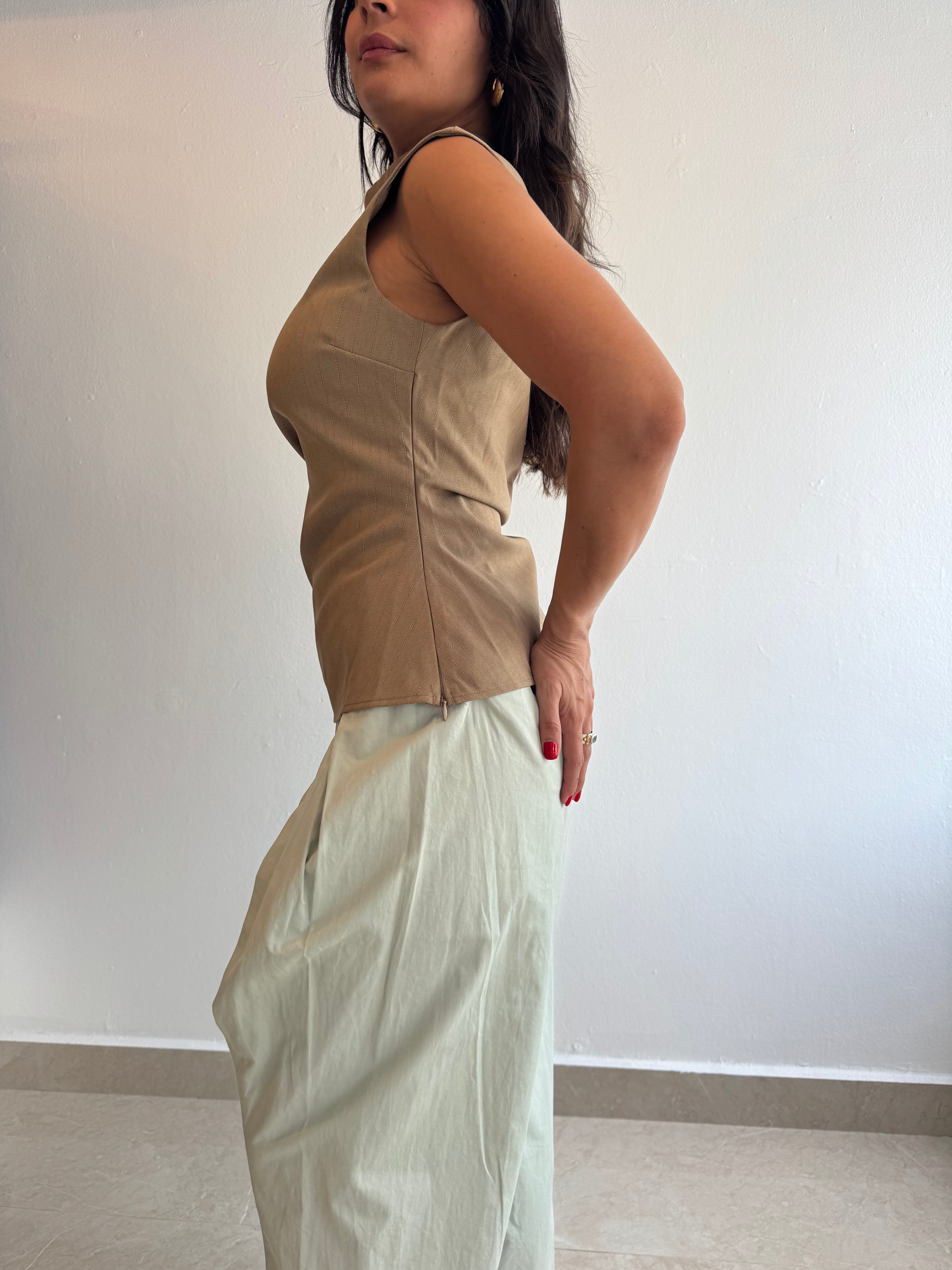 KHAKI TOP