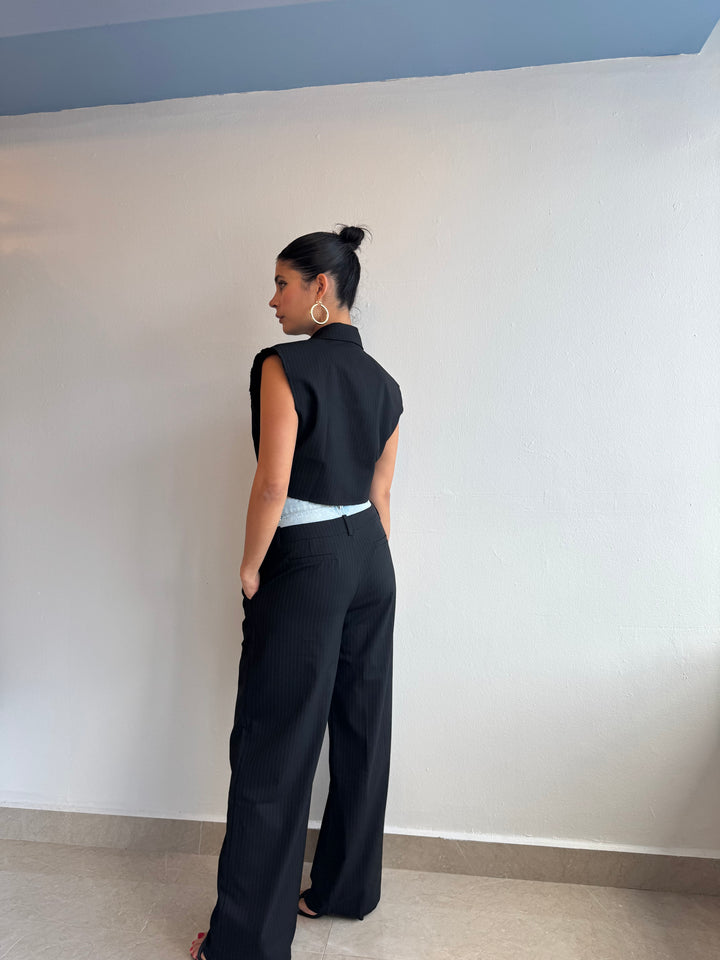 BLACK PANTS