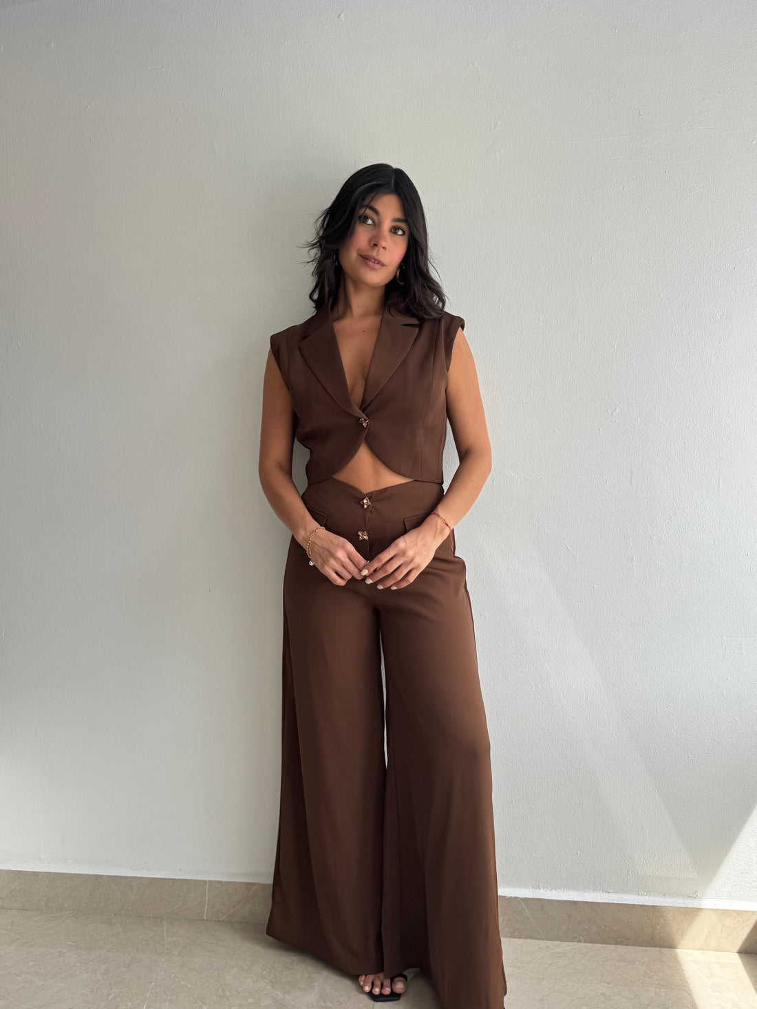 BROWN SET