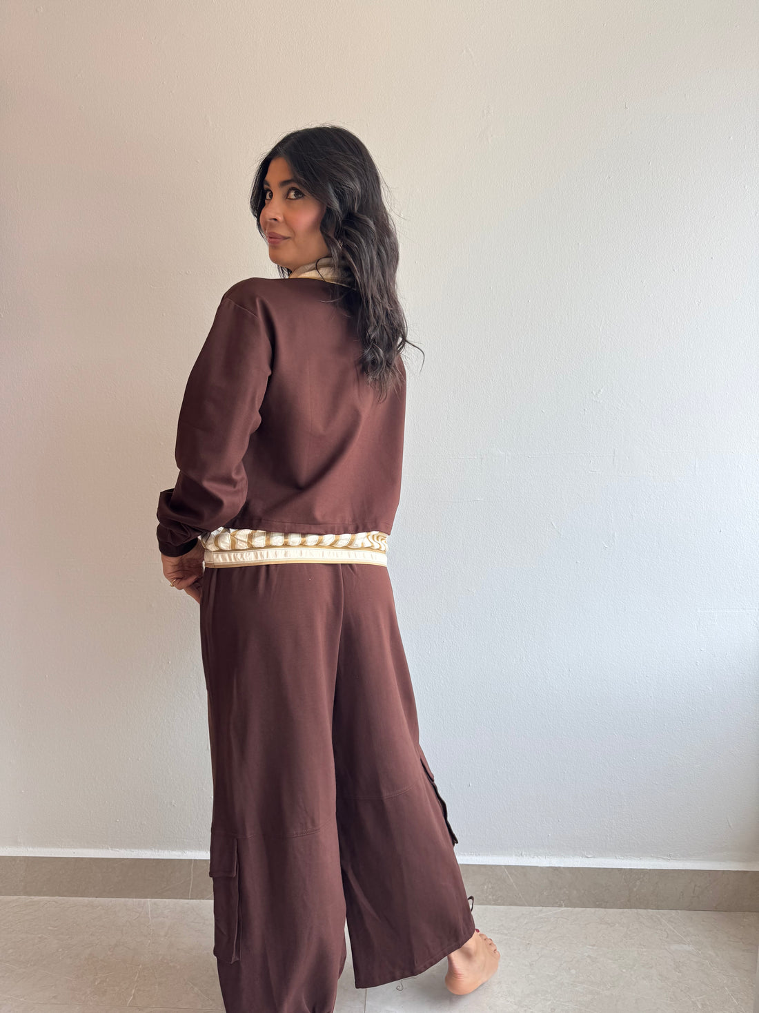 BROWN SET