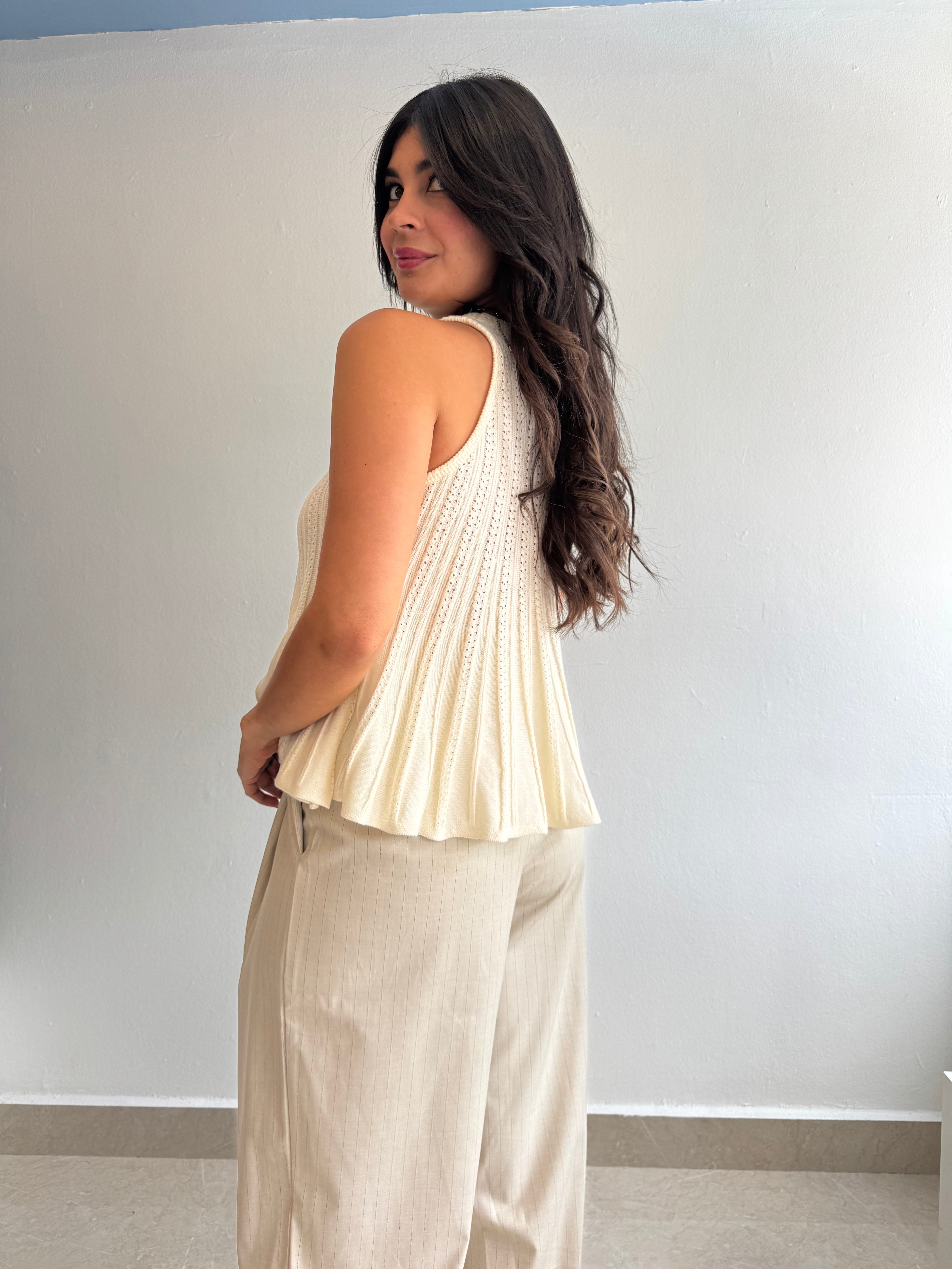 CREAM TOP