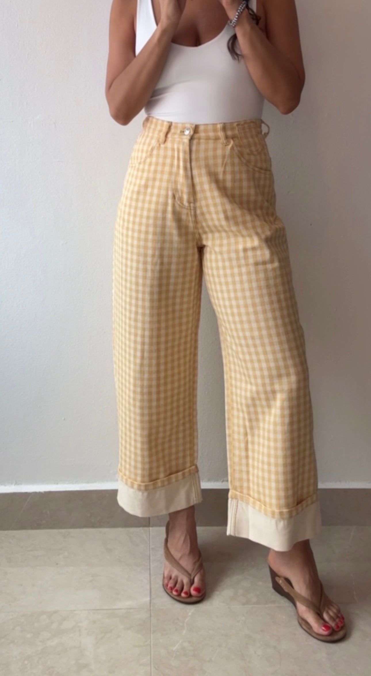 YELLOW JEANS