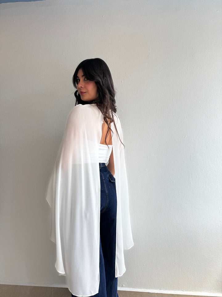 WHITE PONCHO