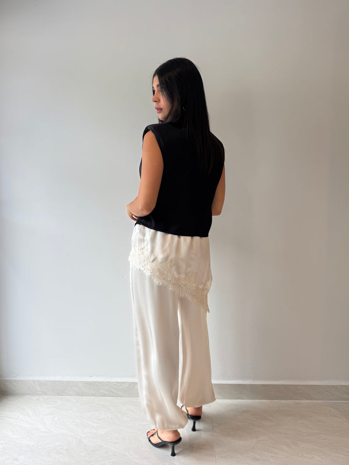 CREAM PANTS