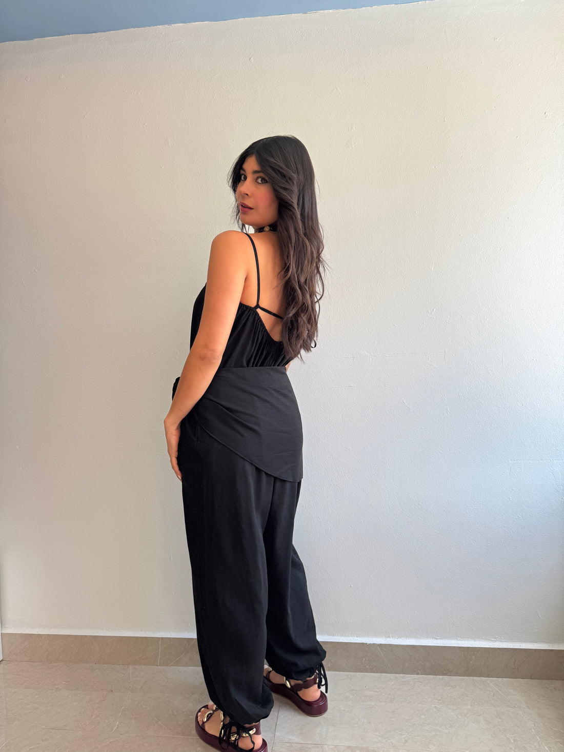 BLACK JUMPSUIT