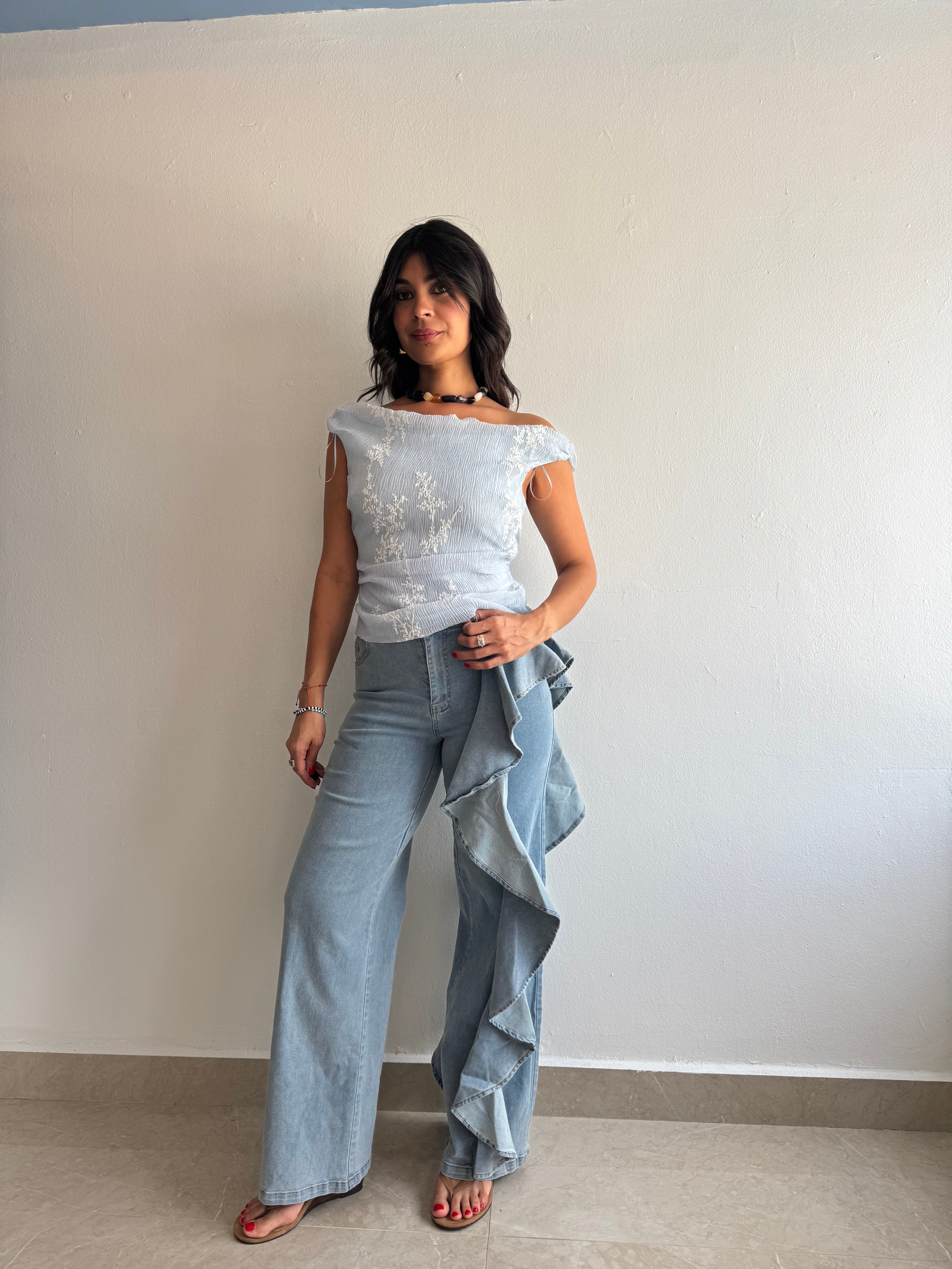 RUFFLE JEANS