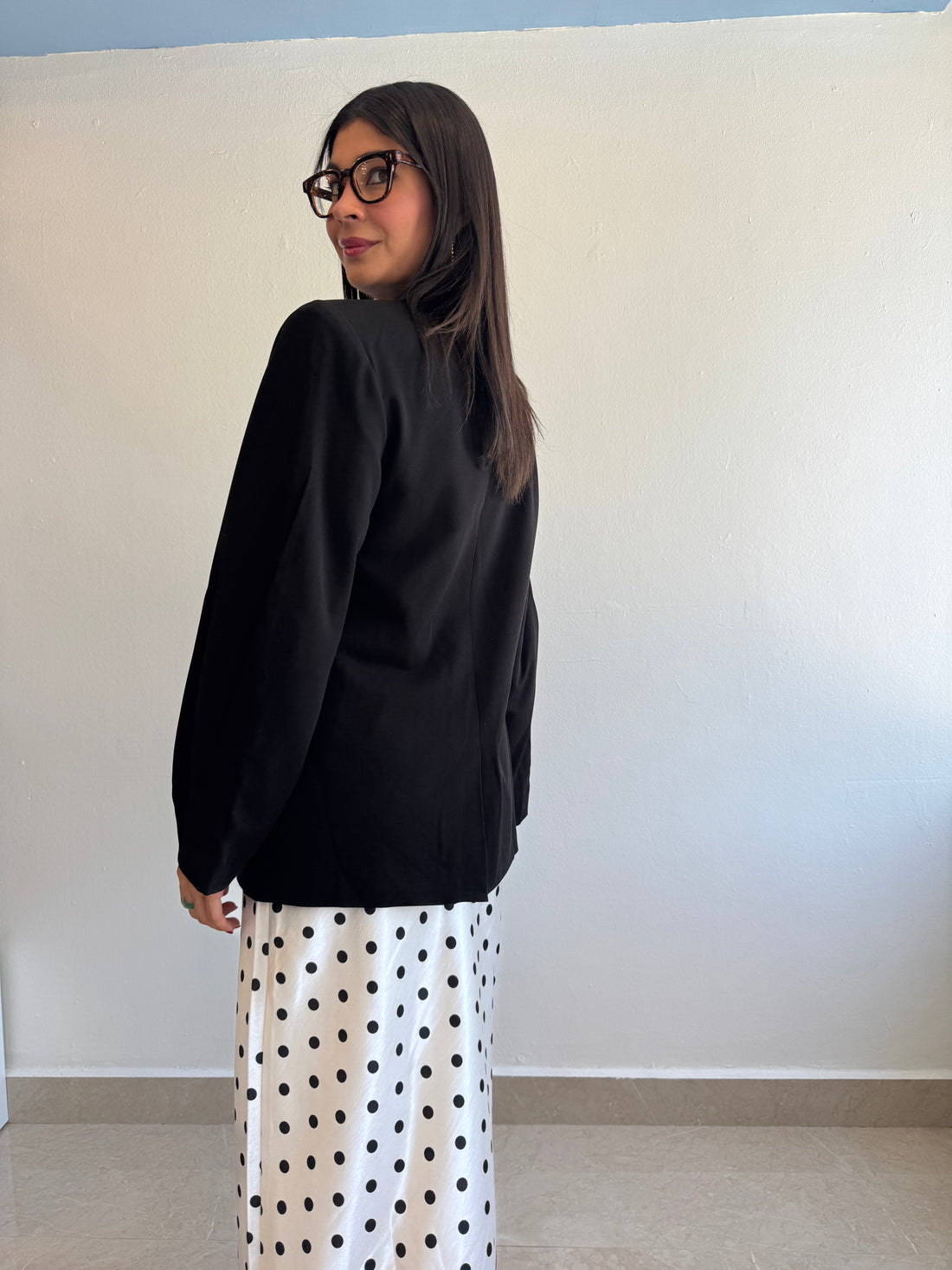 BLACK BLAZER