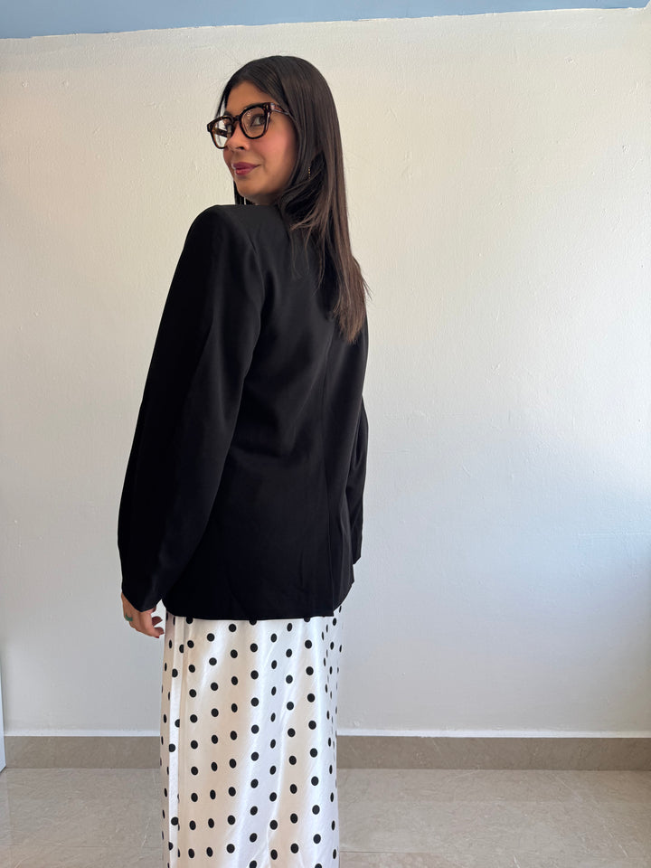 BLACK BLAZER