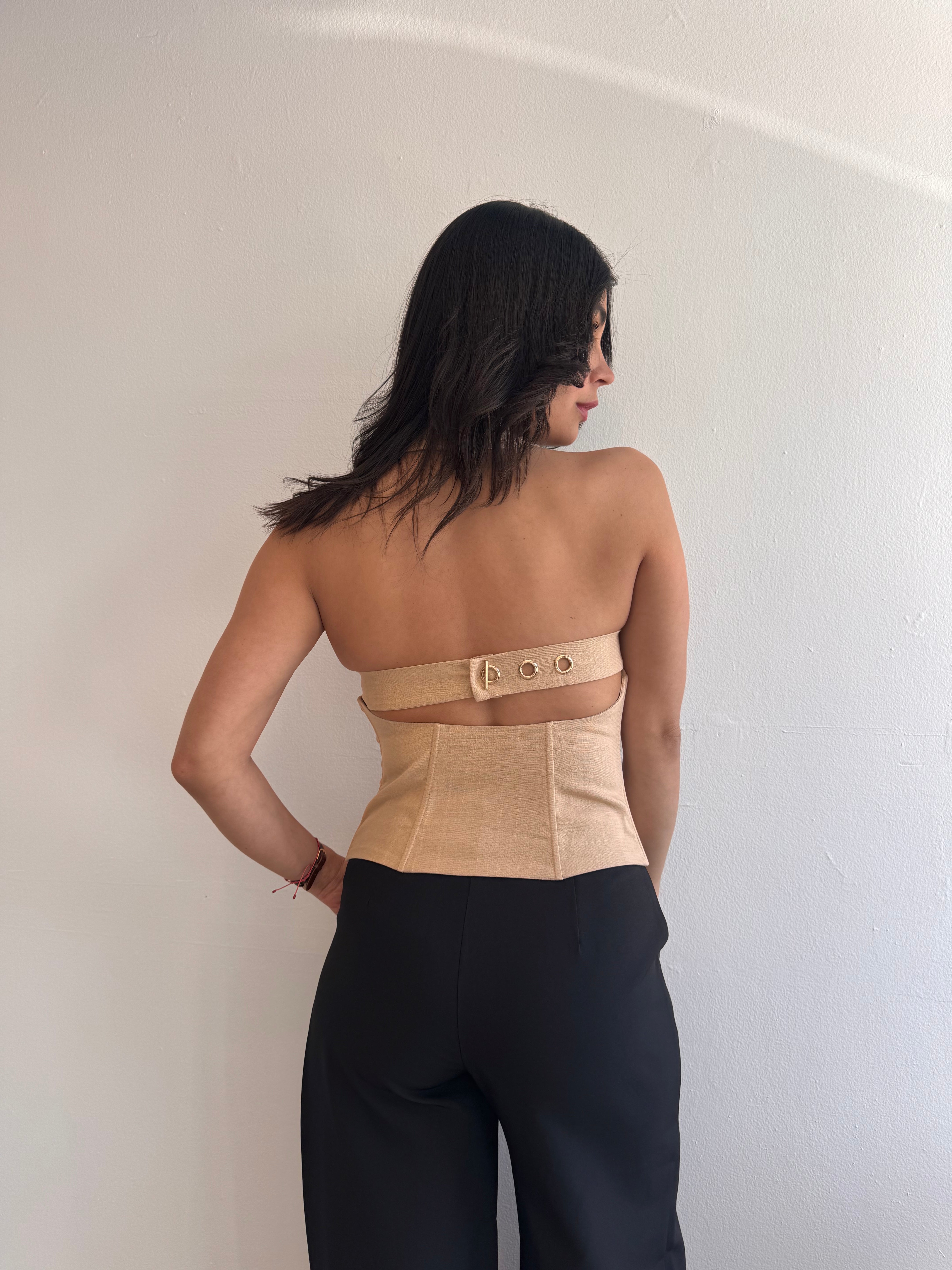 BEIGE TOP *RUN SMALL*