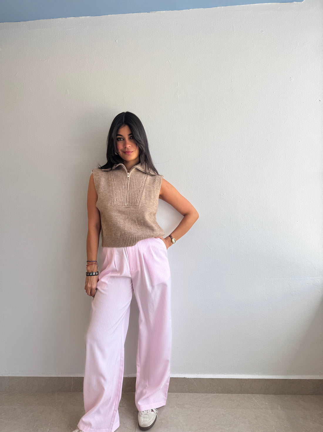 PINK PANTS