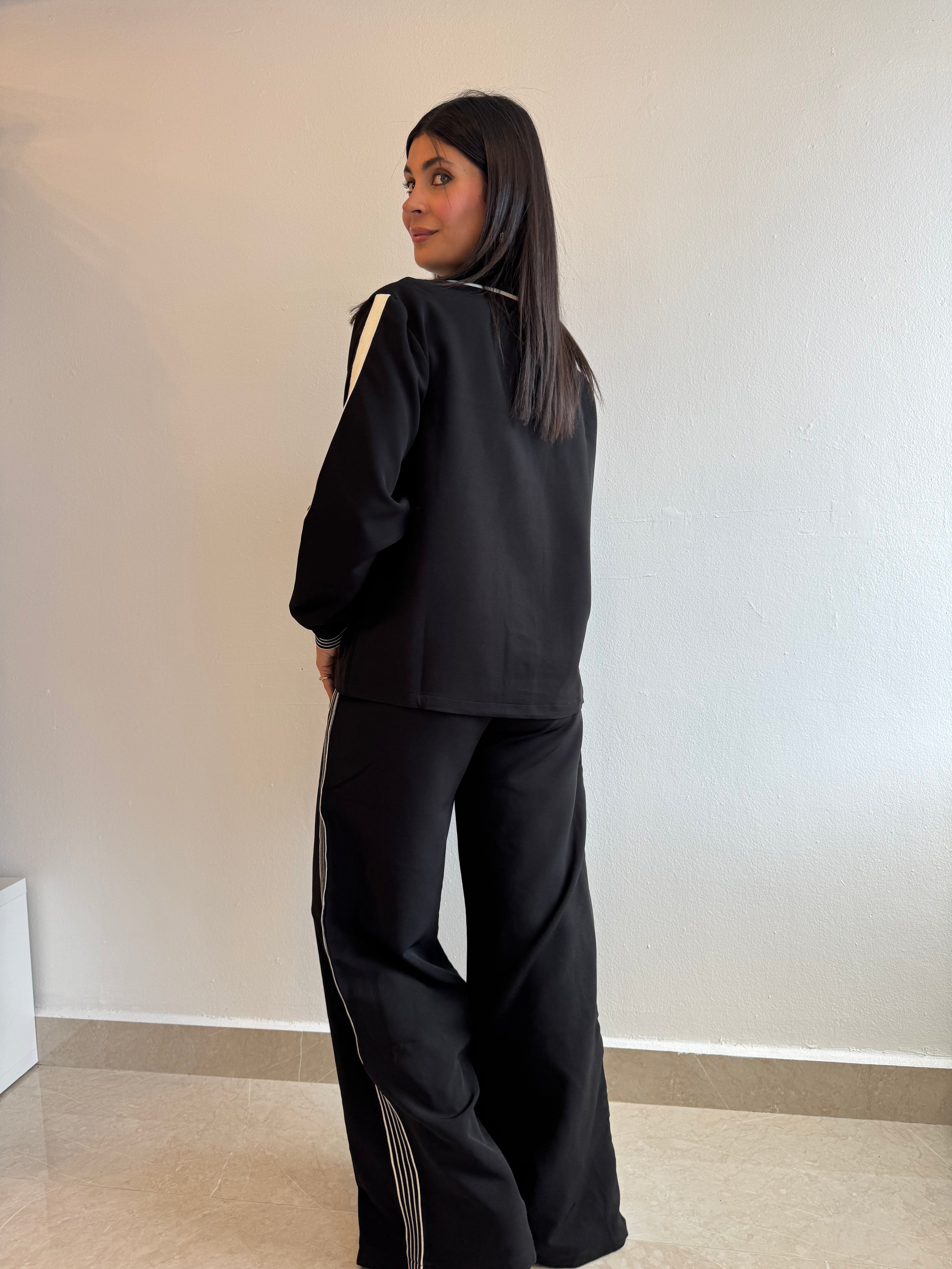 BLACK SET
