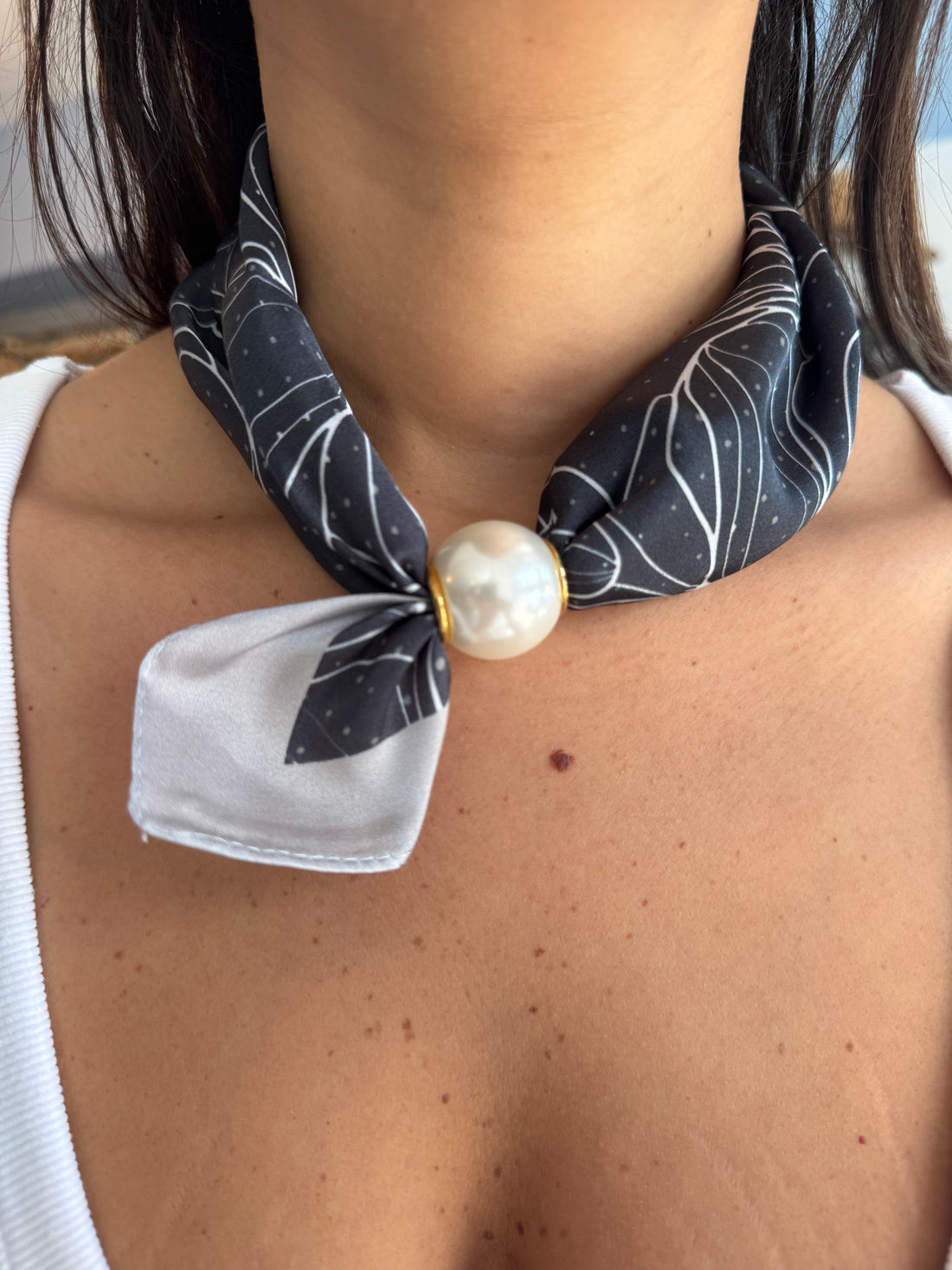 SEGOVIA NECKLACE