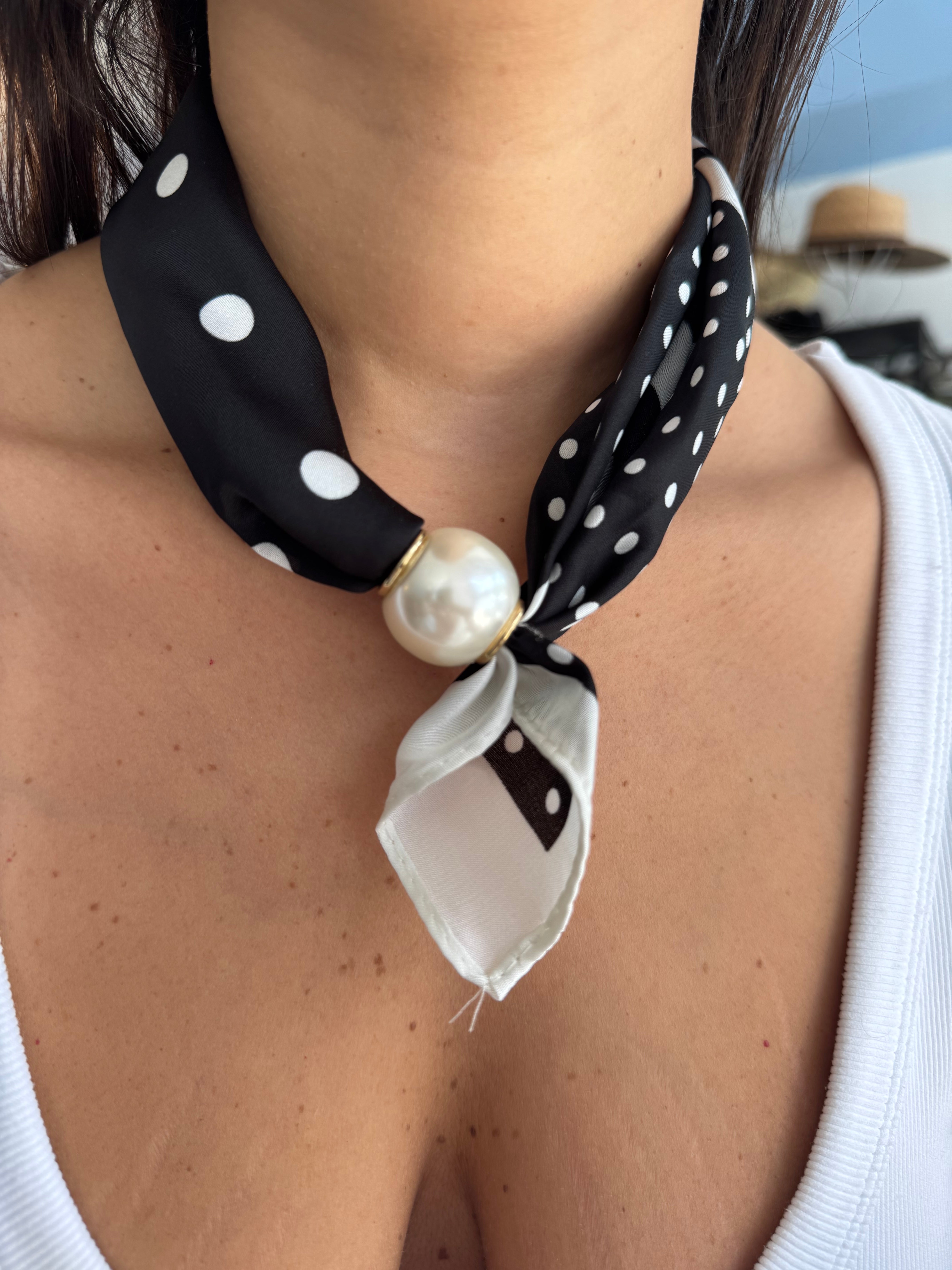 SEGOVIA NECKLACE