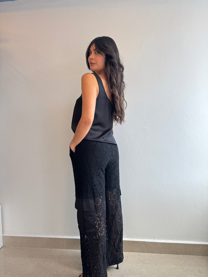 BLACK TROUSERS