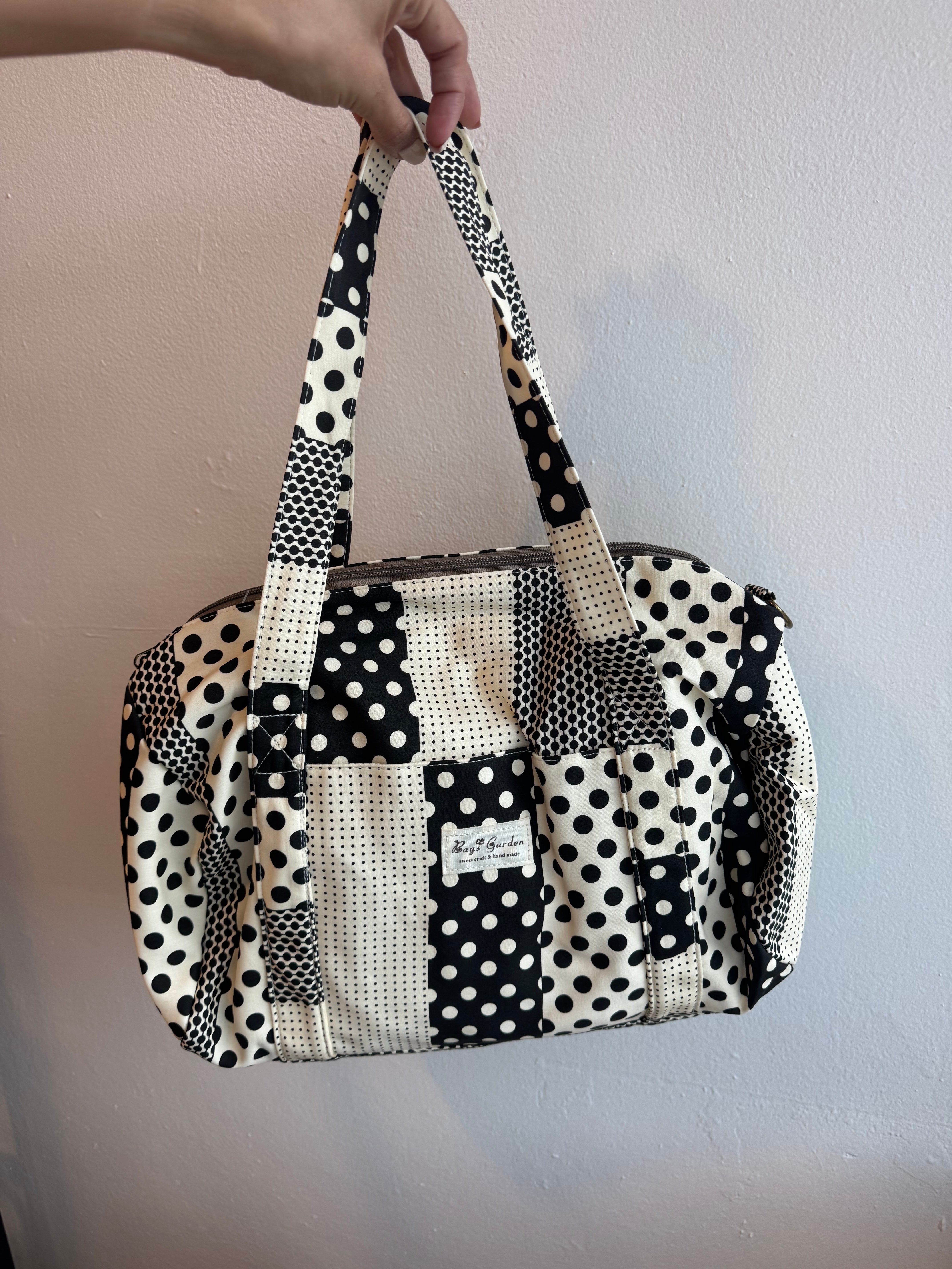 DUFFEL BAG