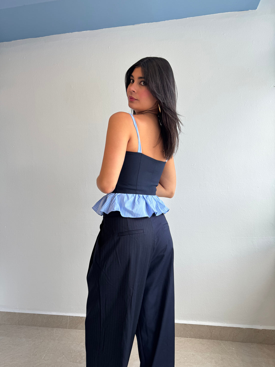 NAVY TOP