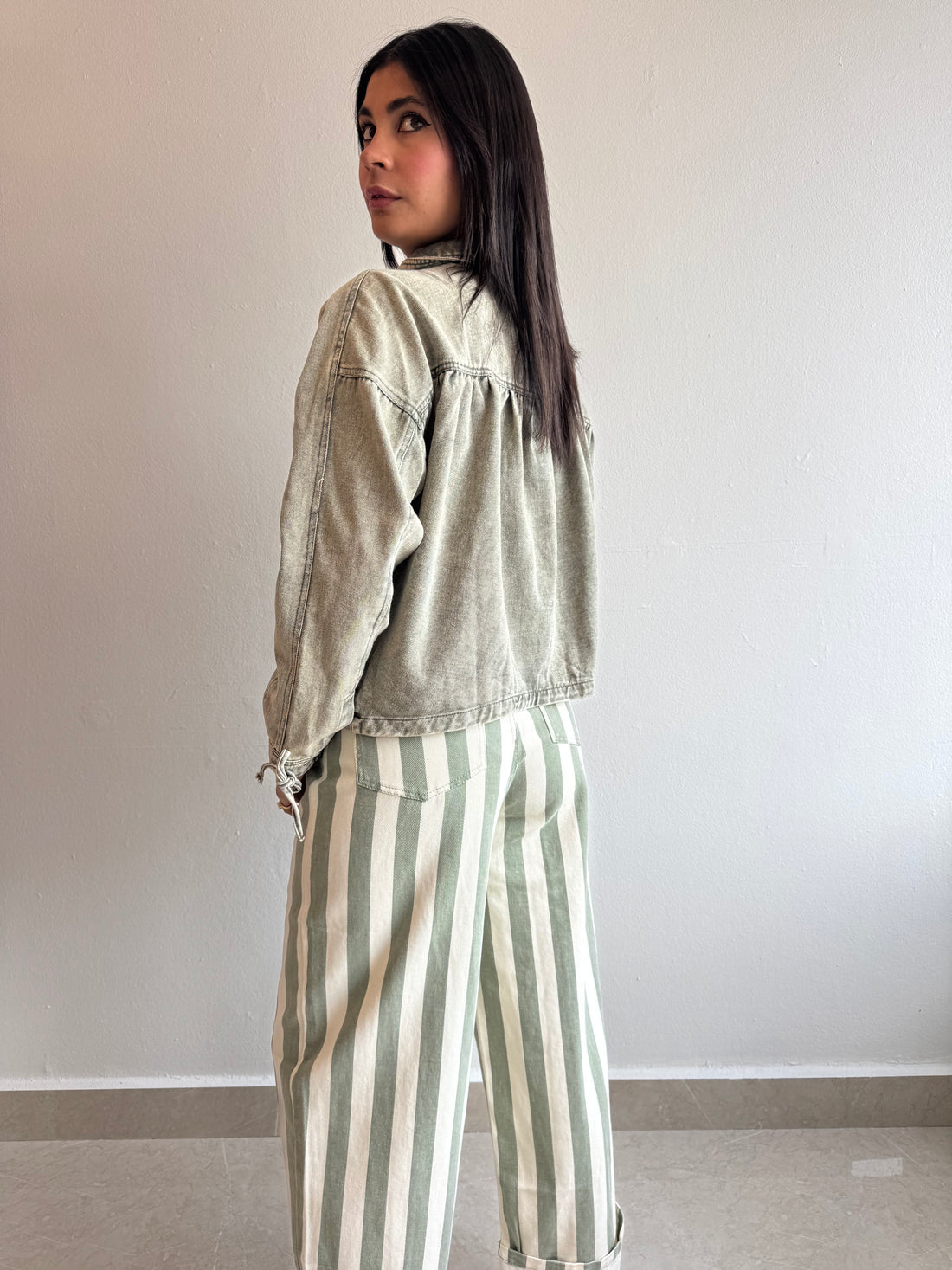 VINTAGE OLIVE JACKET