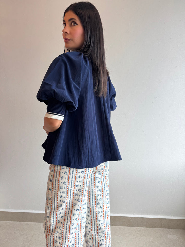 NAVY BLOUSE