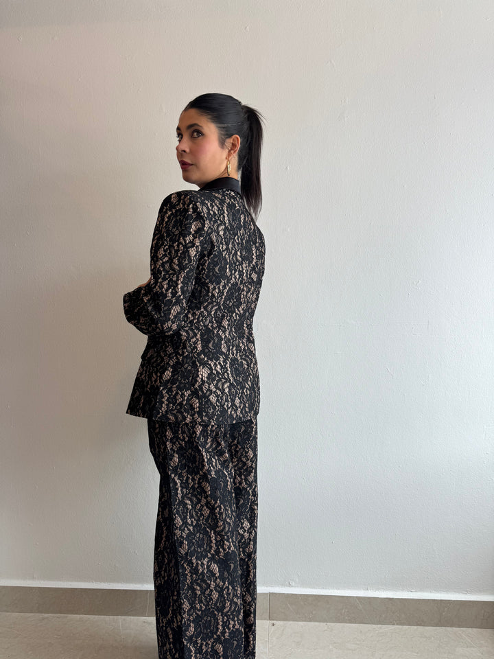 MARA BLAZER