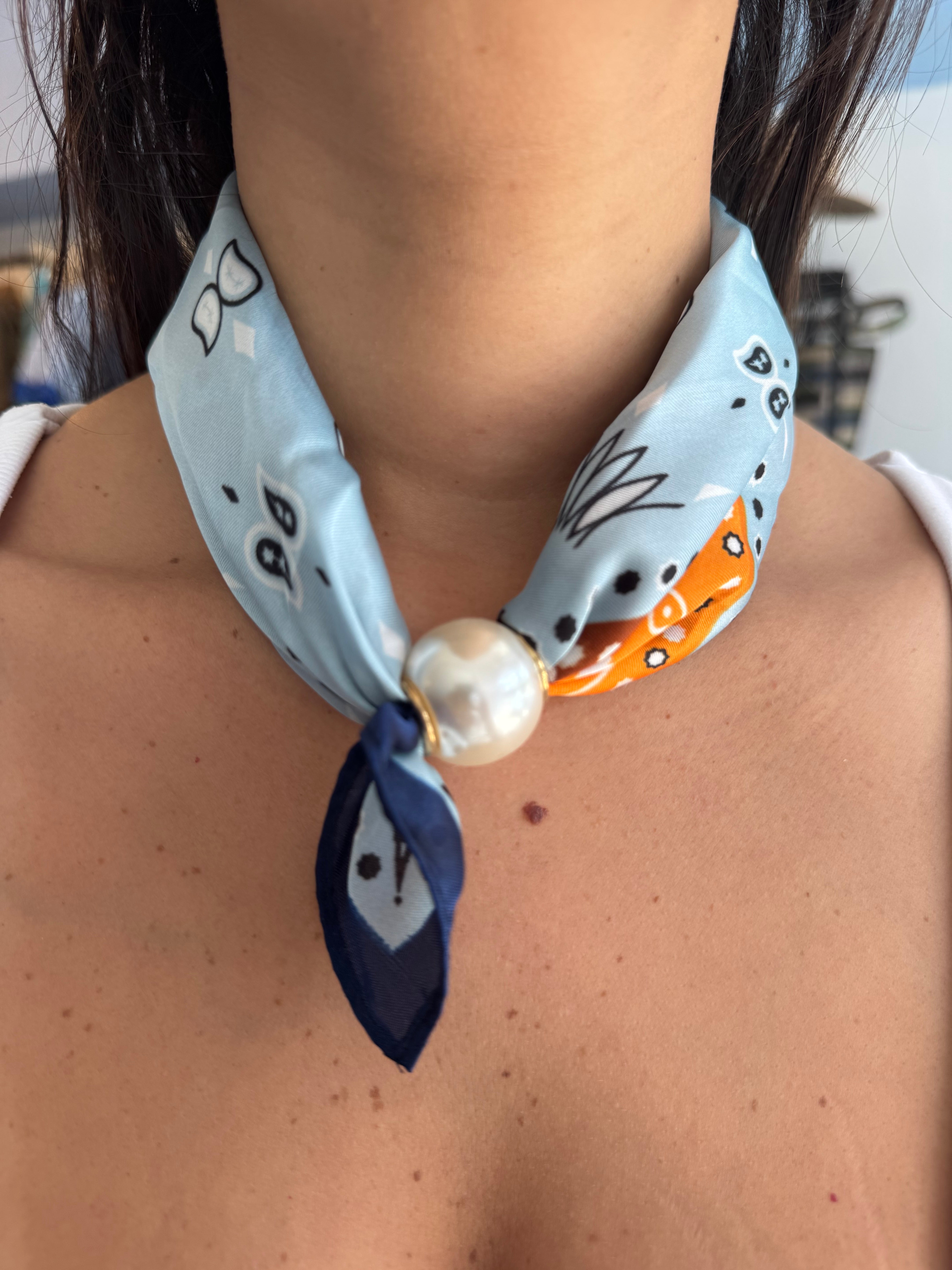 SEGOVIA NECKLACE
