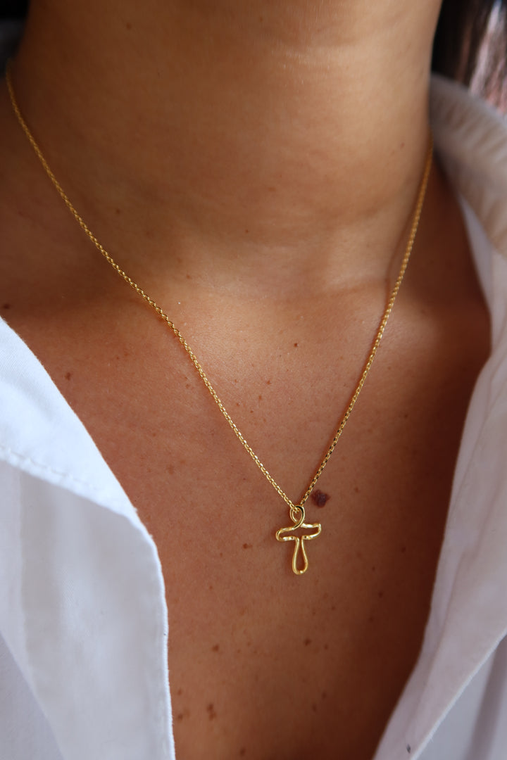 NECKLACE +