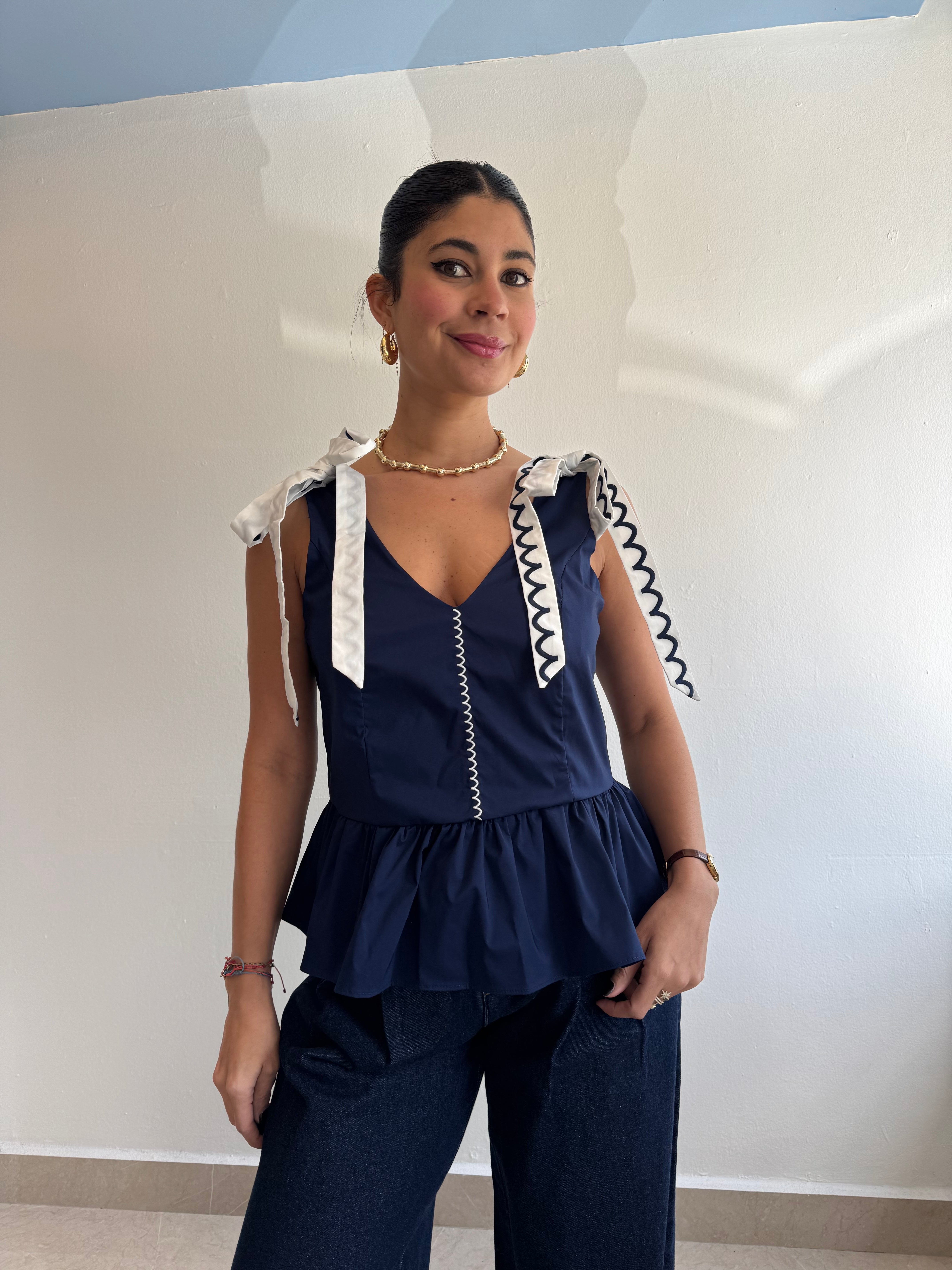NAVY TOP
