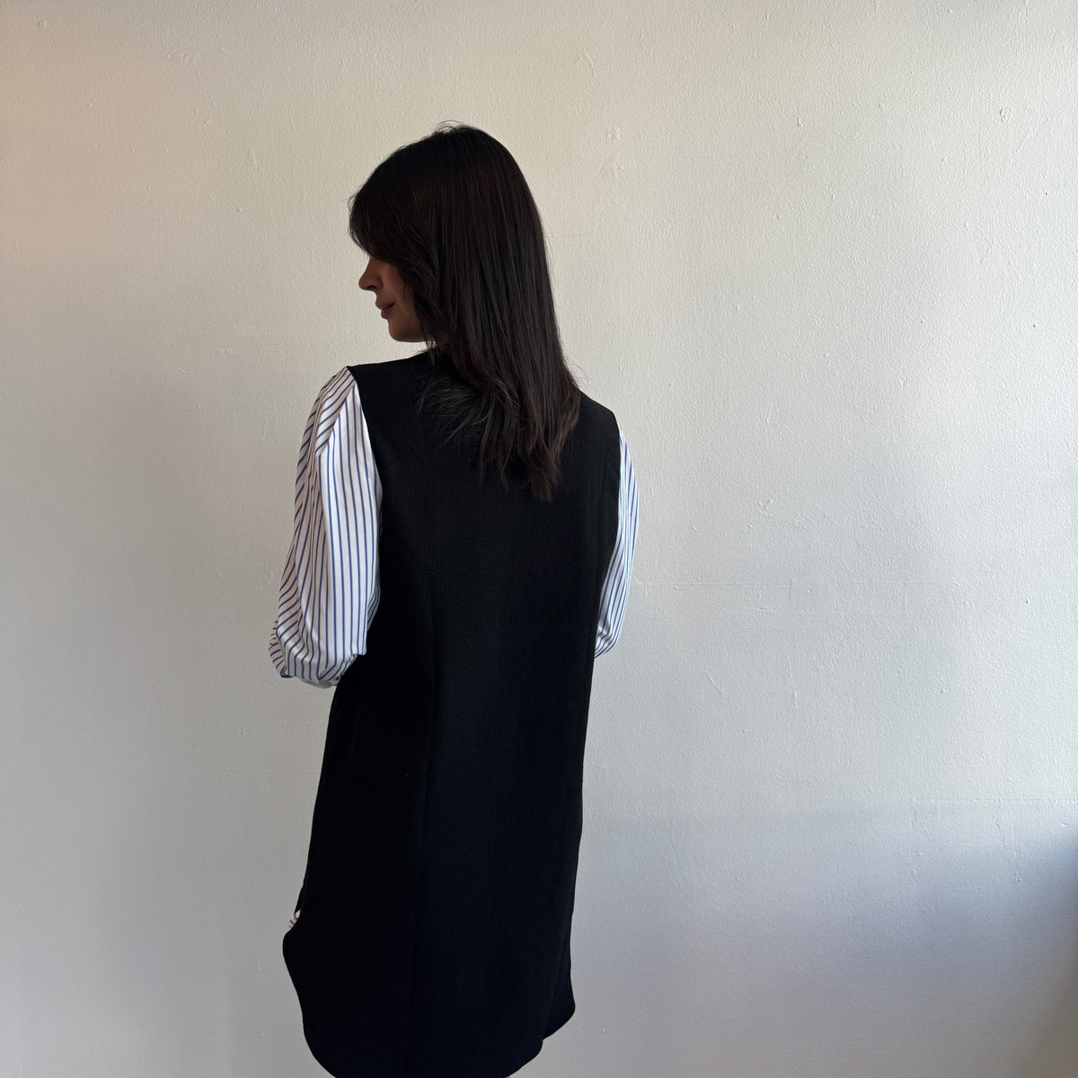 LUANIS DRESS – Blue Velvet