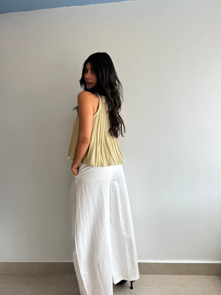 WHITE PANTS